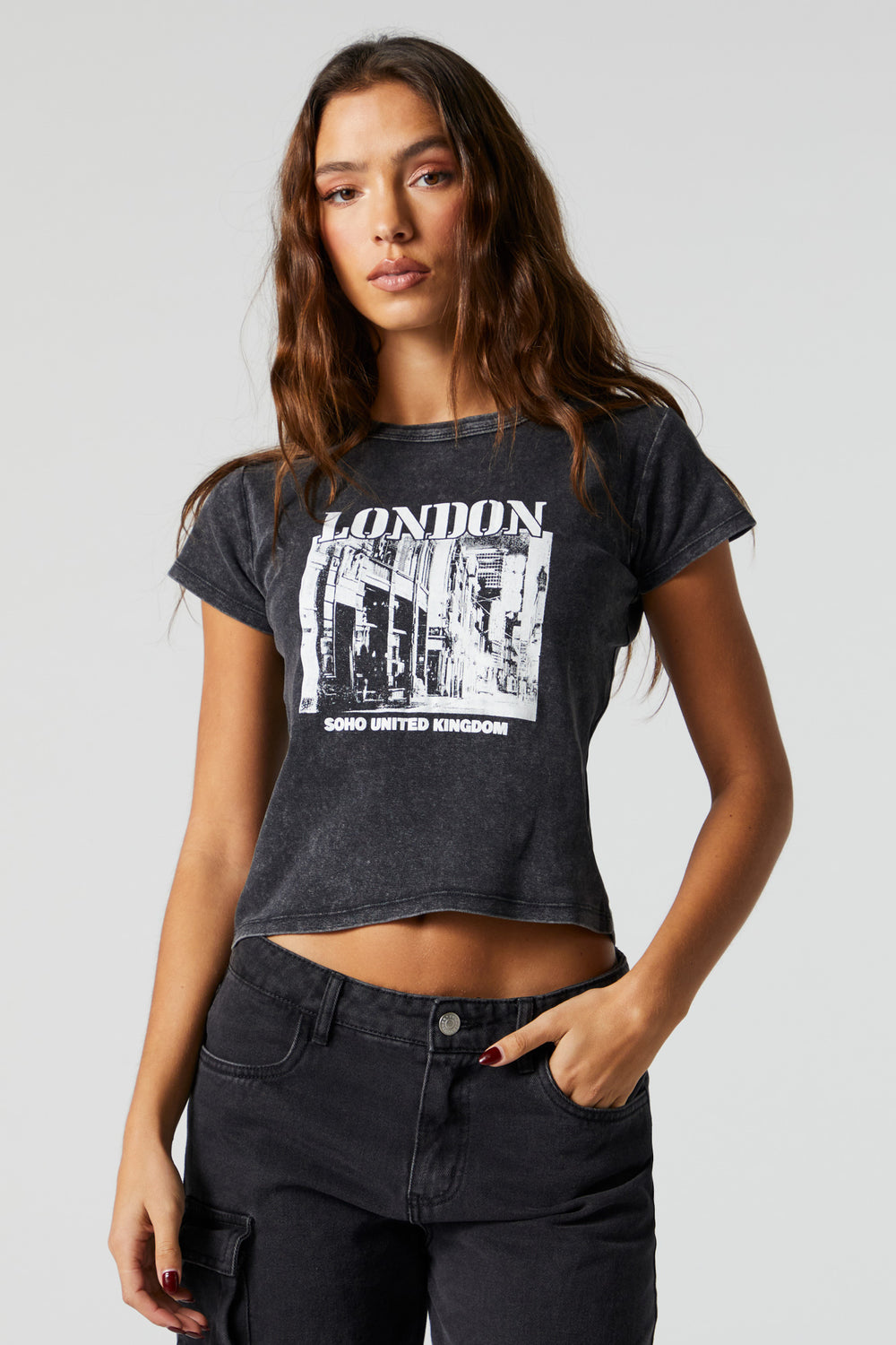 London UK Graphic Washed T-Shirt London UK Graphic Washed T-Shirt 1