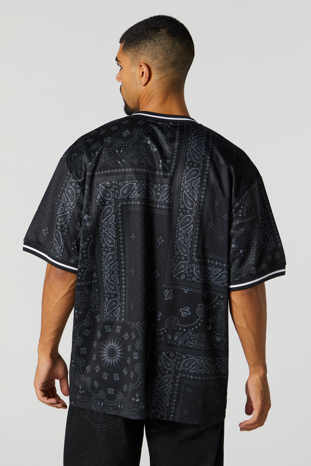 Finesse Graphic Button-Up Jersey Finesse Graphic Button-Up Jersey 4