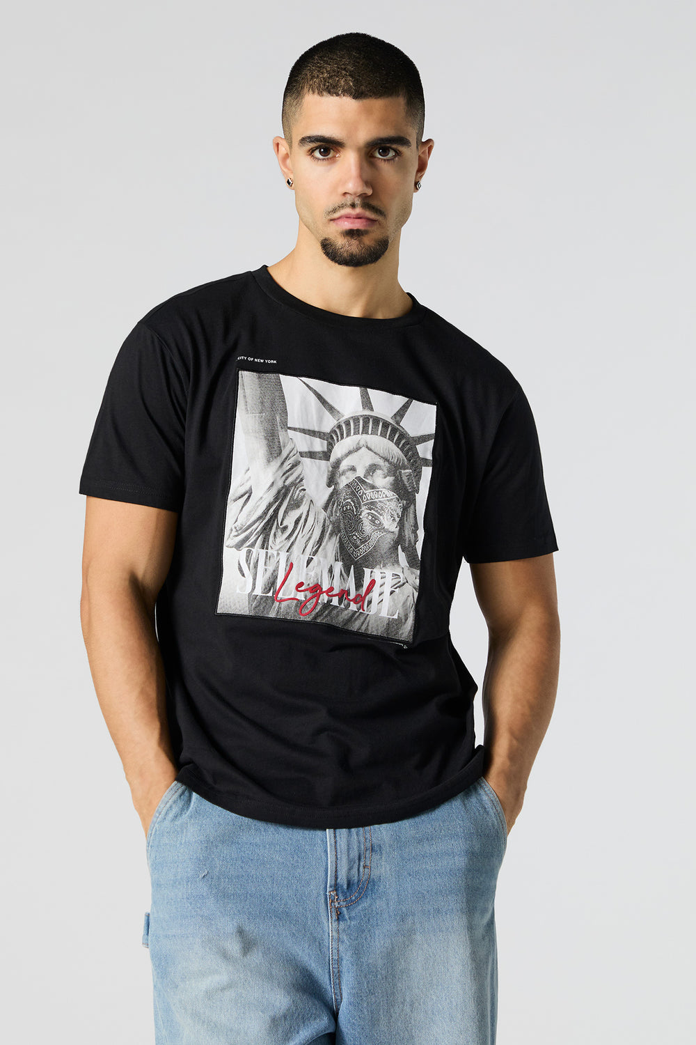Black Self Made Legend Graphic T-Shirt Black Self Made Legend Graphic T-Shirt 2