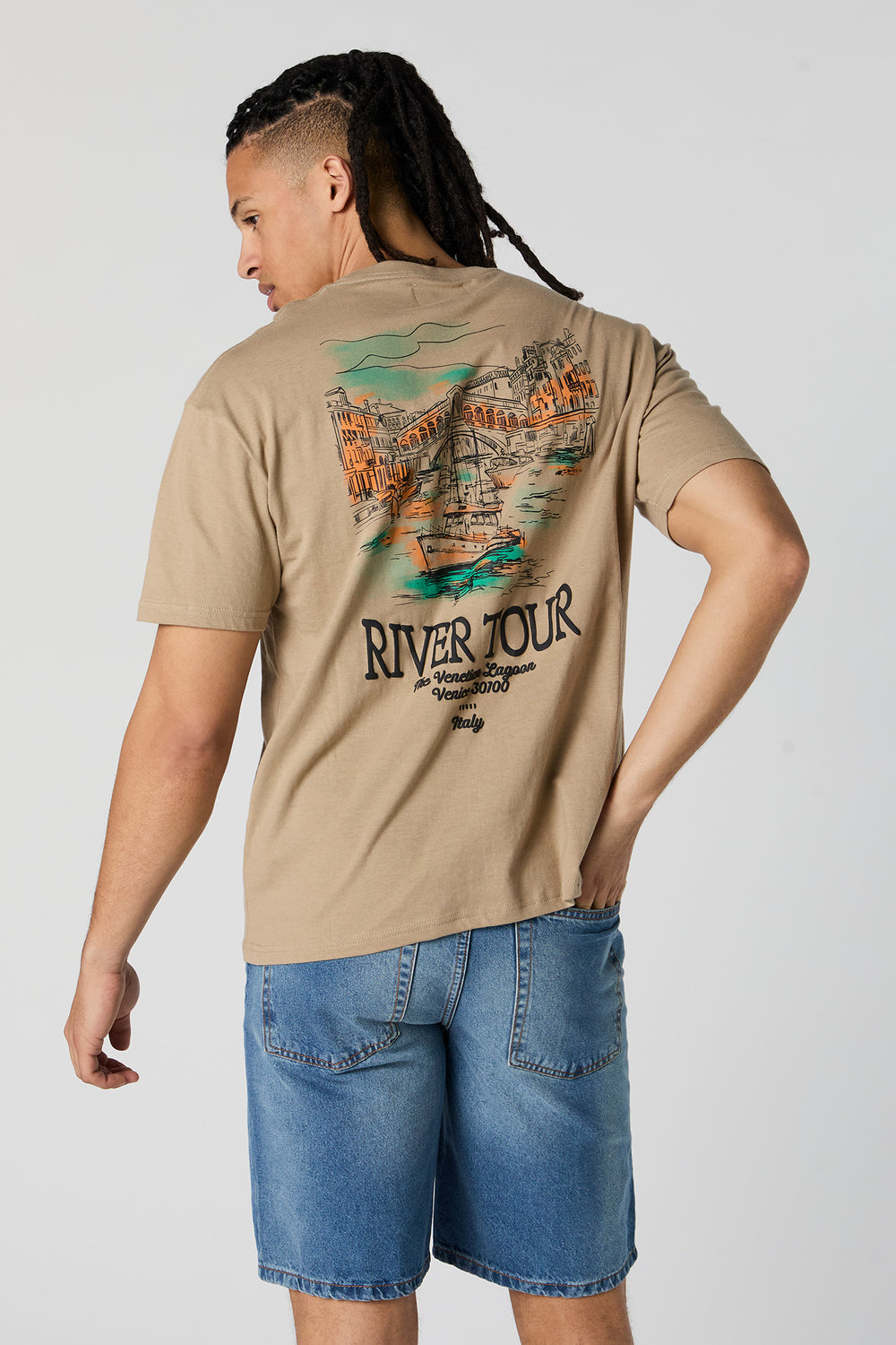 River Tour Graphic T-Shirt River Tour Graphic T-Shirt 3