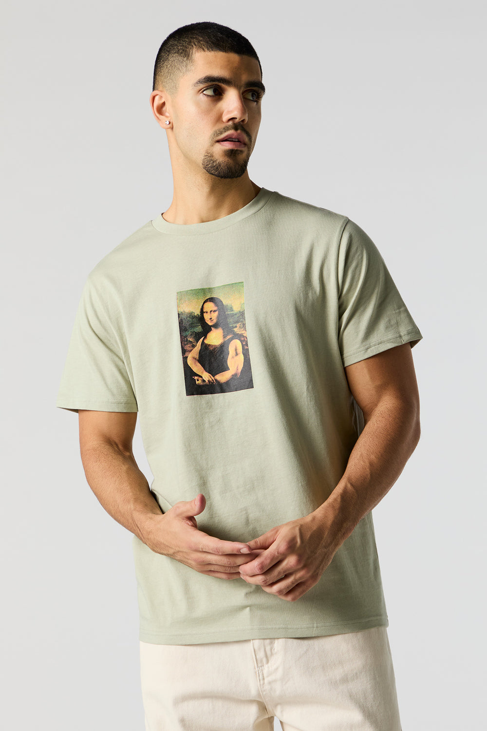 Ripped Mona Lisa Graphic T-Shirt Ripped Mona Lisa Graphic T-Shirt 2
