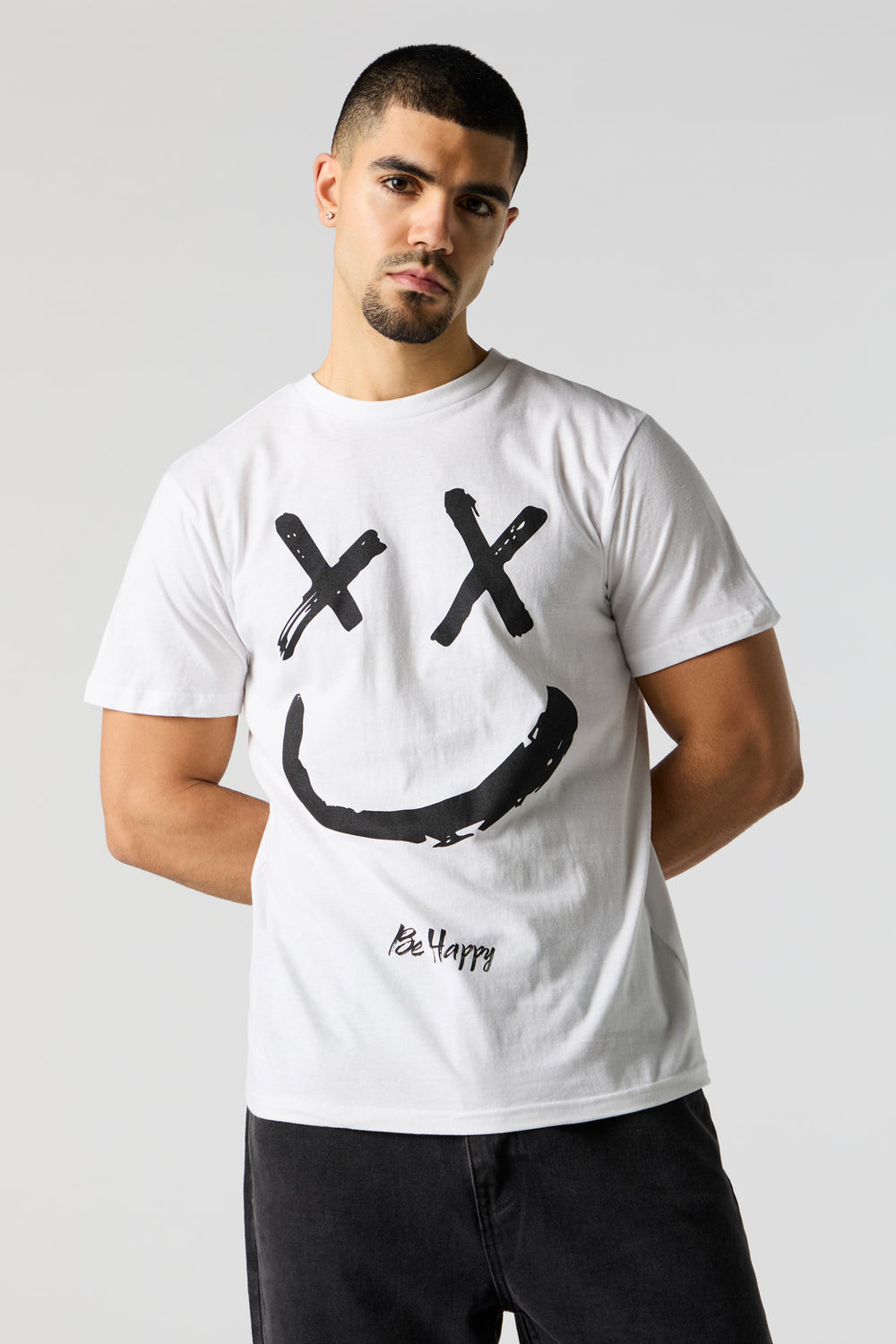 Be Happy Graphic T-Shirt Be Happy Graphic T-Shirt 6