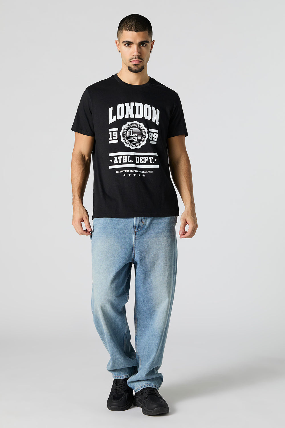 London Graphic T-Shirt London Graphic T-Shirt 3