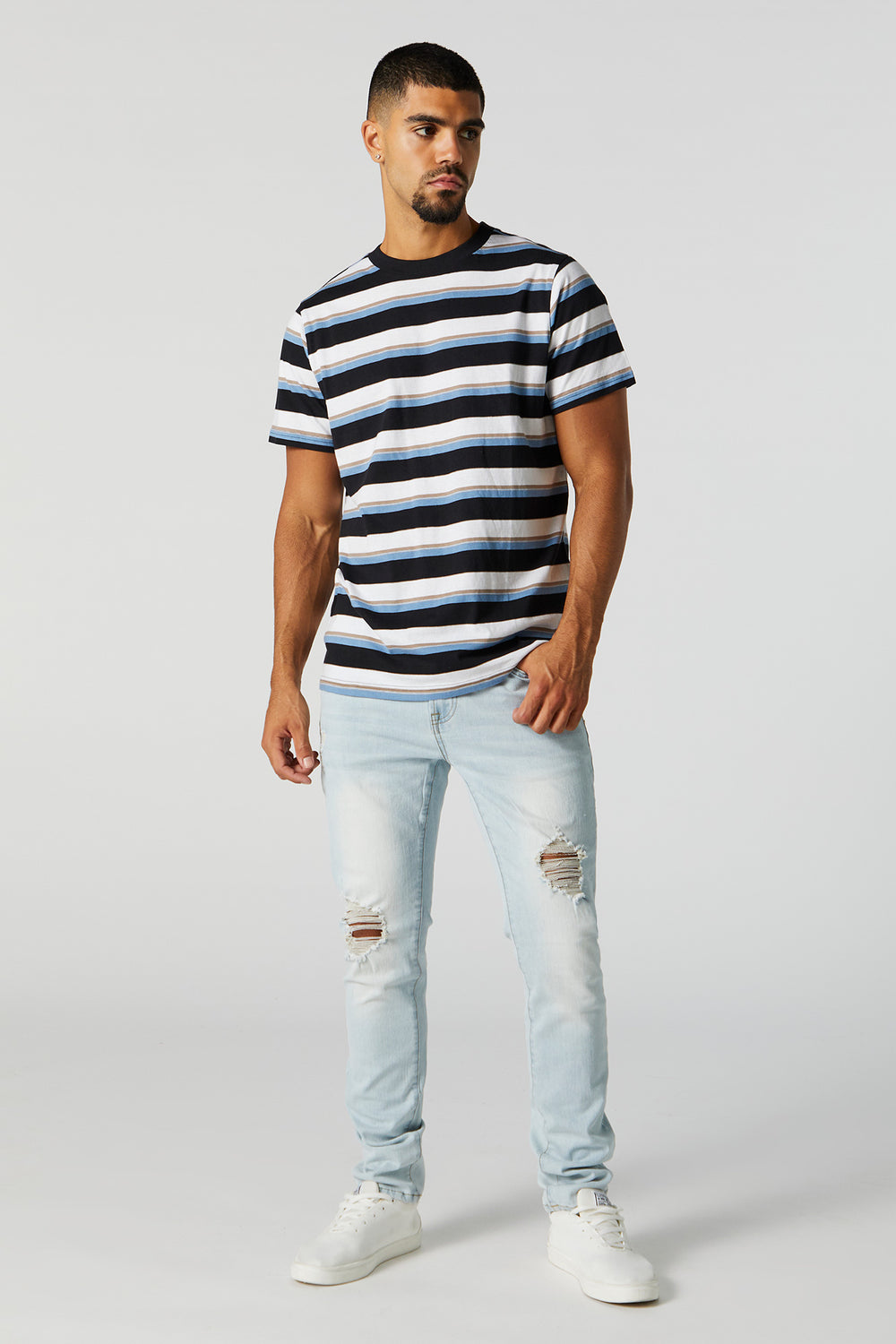 Light Wash Distressed Skinny Jean Light Wash Distressed Skinny Jean 2