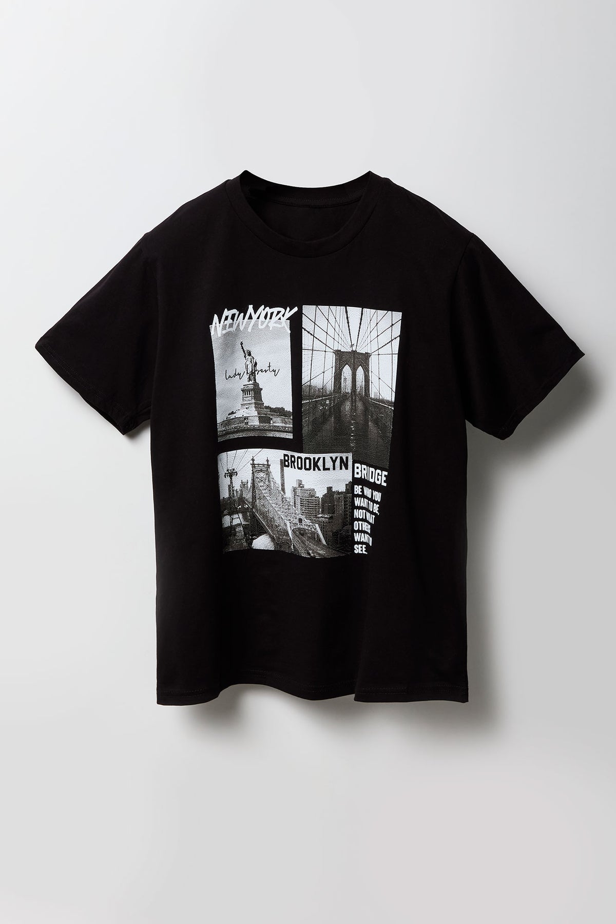 Brooklyn Bridge Graphic T-Shirt