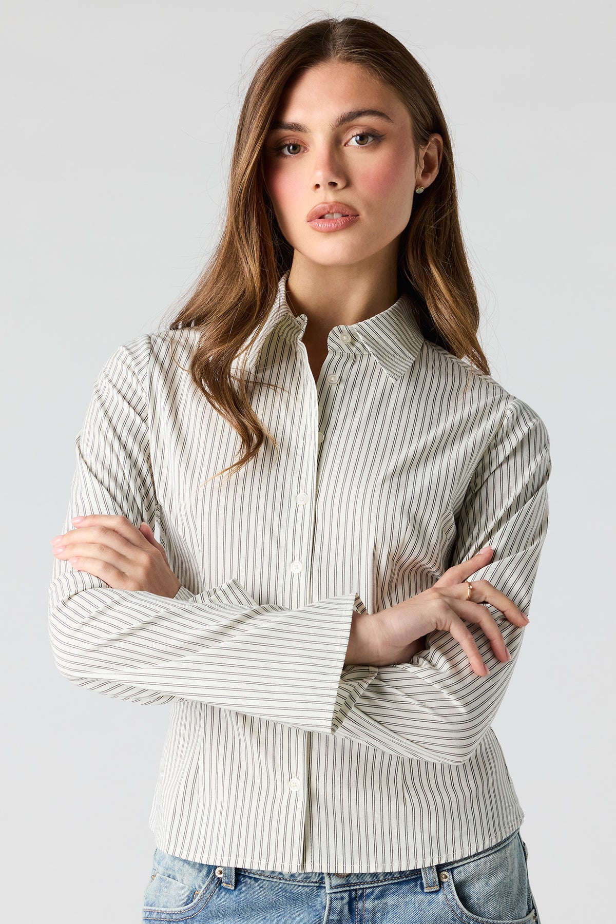 Alt View 4. Fitted Bell Sleeve Button-Up Top - Ivory