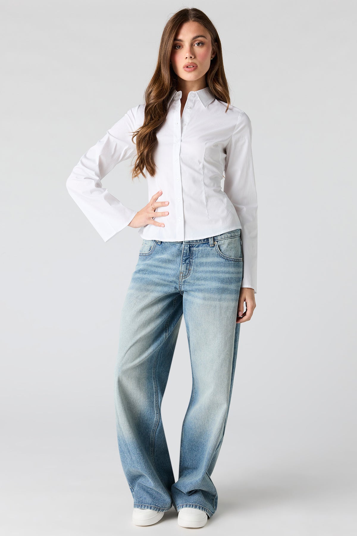 Alt View 3. Fitted Bell Sleeve Button-Up Top - White