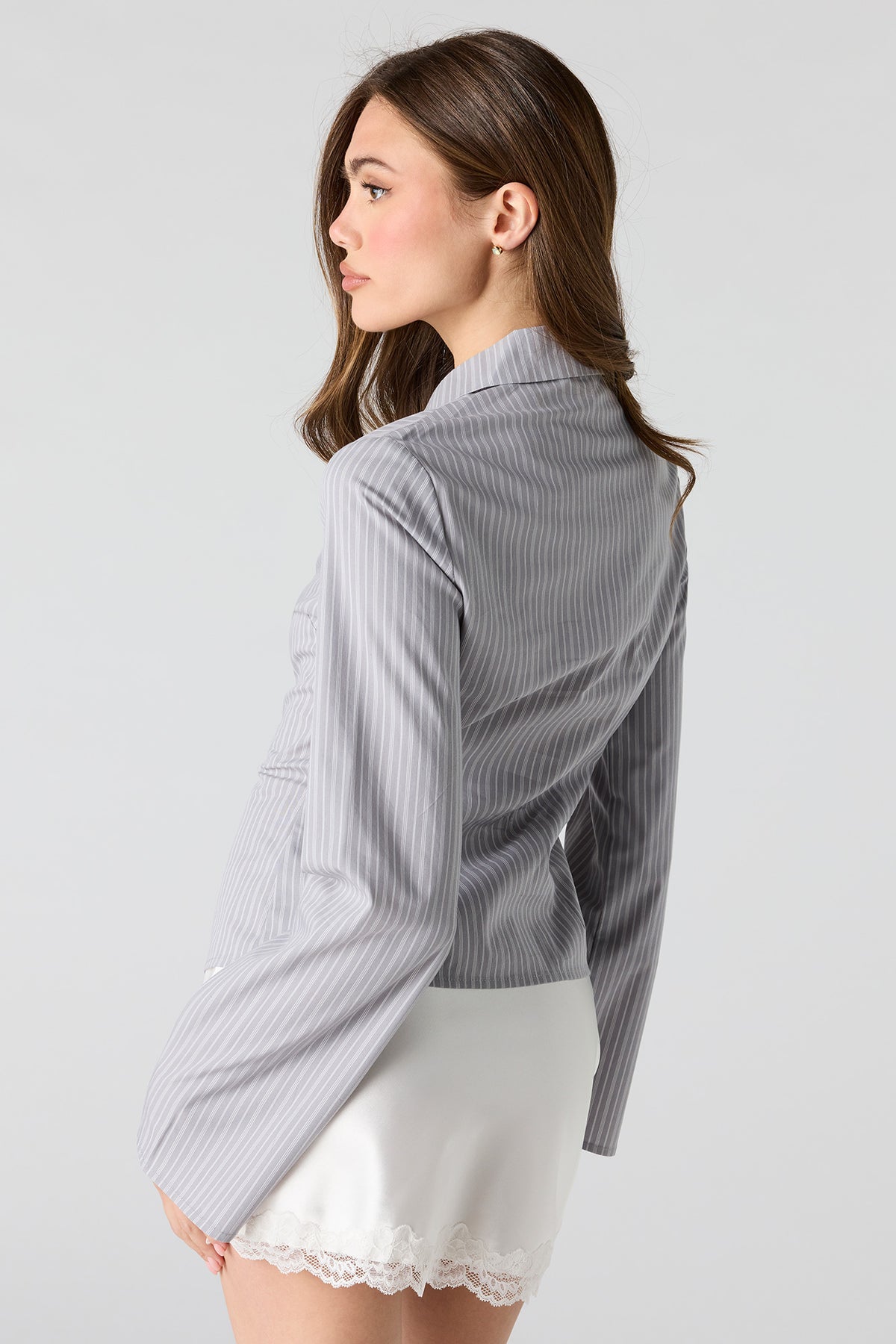 Alt View 2. Fitted Bell Sleeve Button-Up Top - Grey Blue