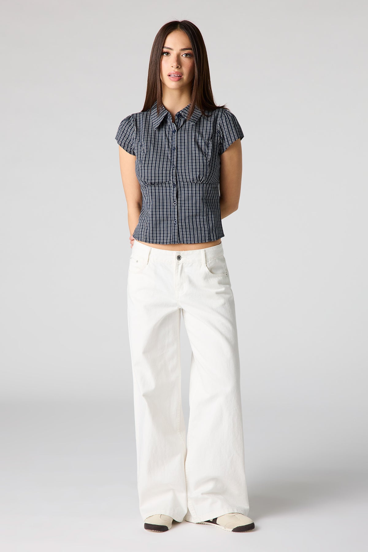 Alt View 3. Button-Up Fitted Collared Top - Navy
