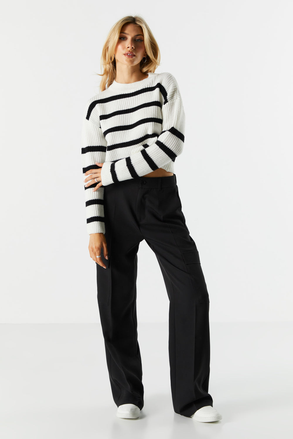 Round Neck Long Sleeve Striped Sweater Round Neck Long Sleeve Striped Sweater 9
