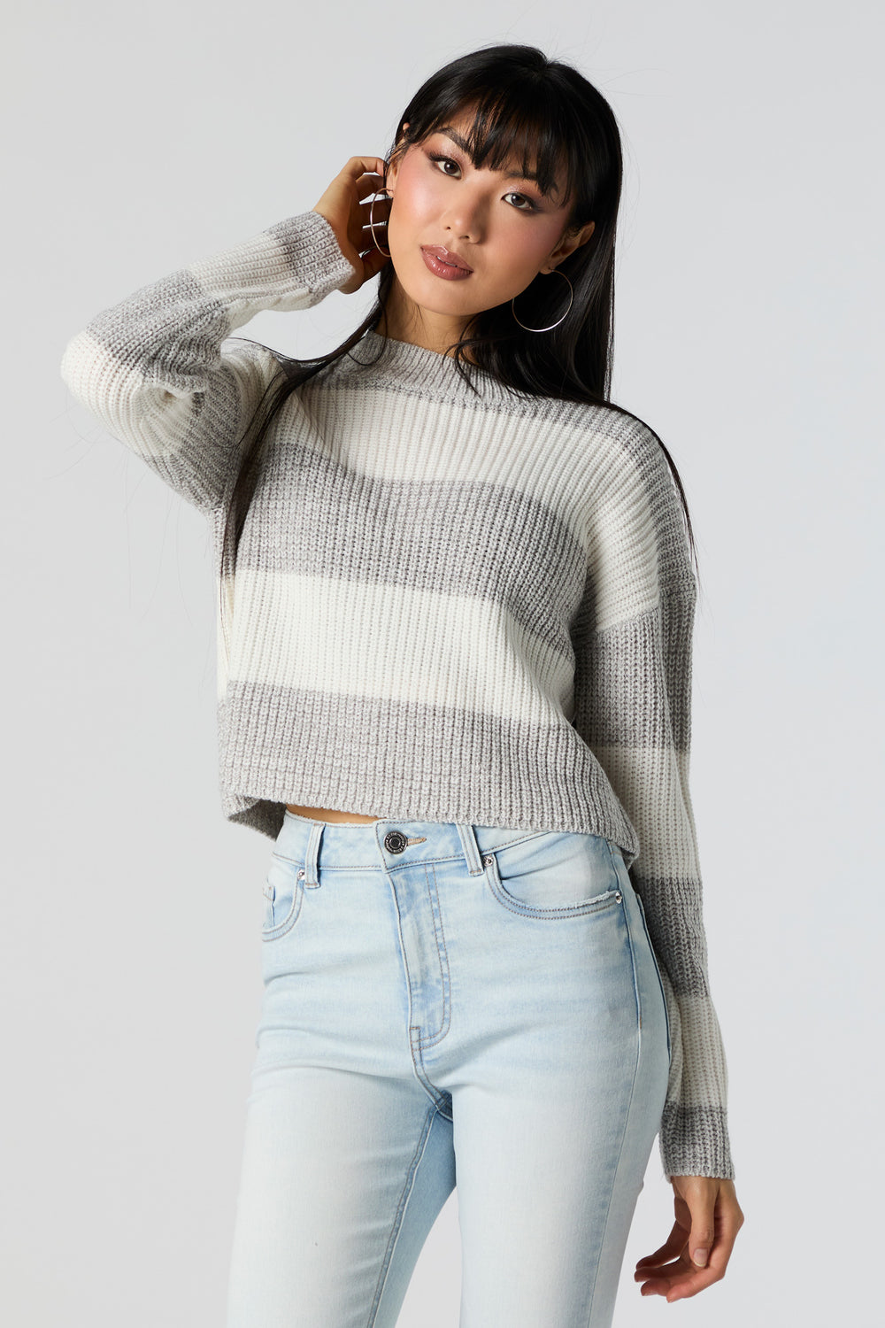 Striped Crew Neck Knit Sweater Striped Crew Neck Knit Sweater 4