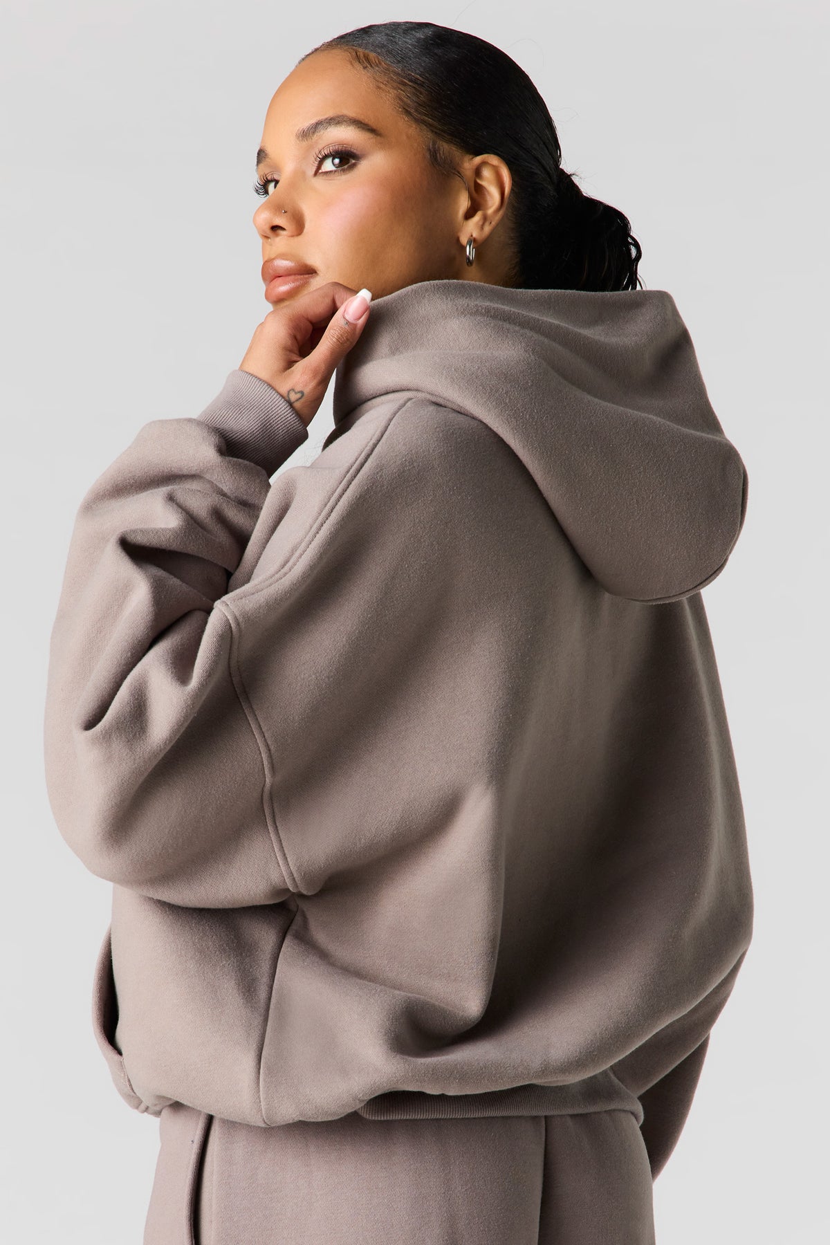 Alt View 2. Luxe Fleece Boxy Hoodie - Taupe