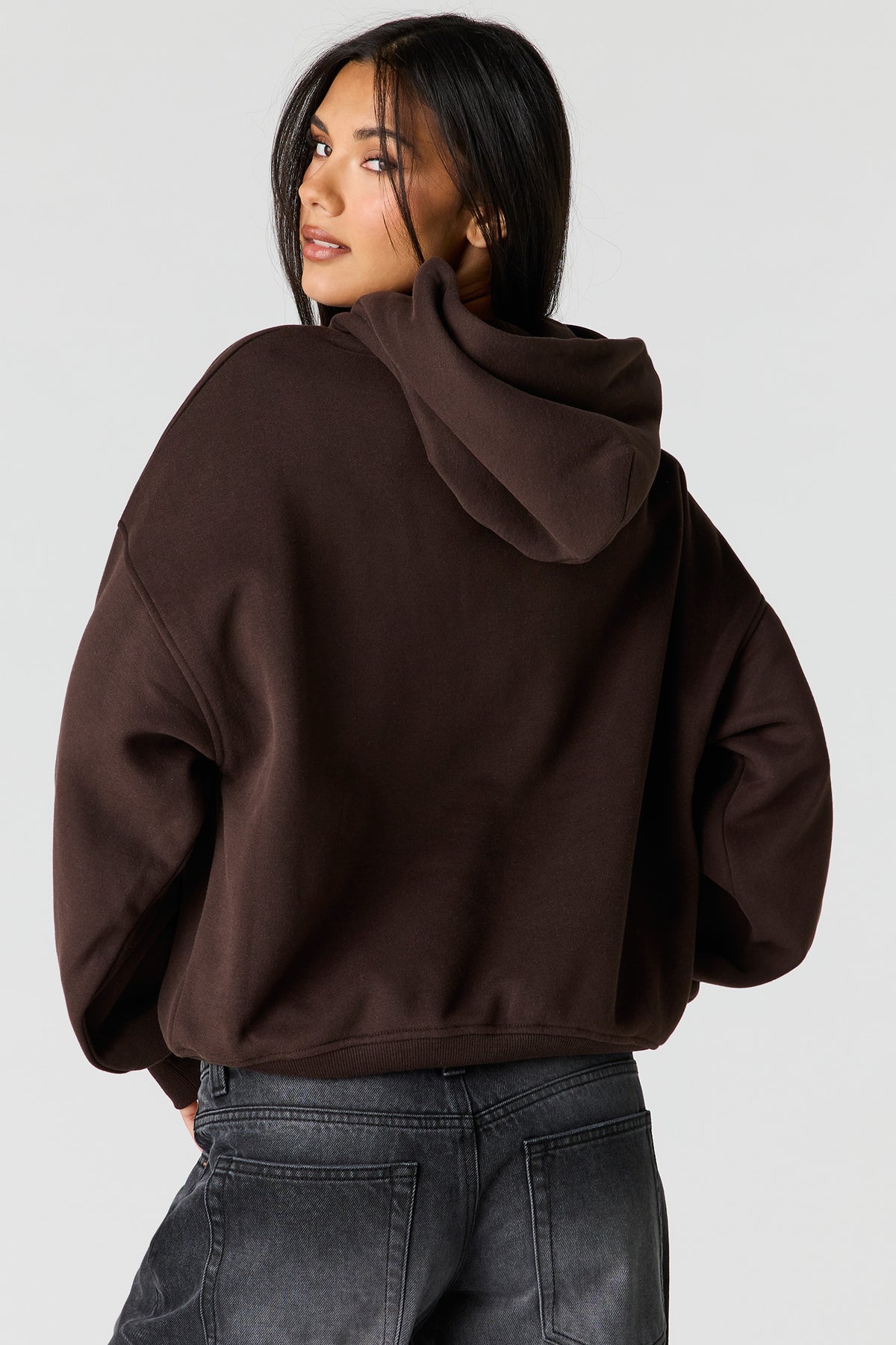 Alt View 2. Fleece Graphic Boxy Hoodie - Brown