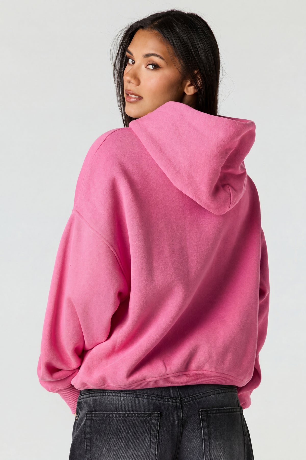 Alt View 2. Fleece Graphic Boxy Hoodie - Pink
