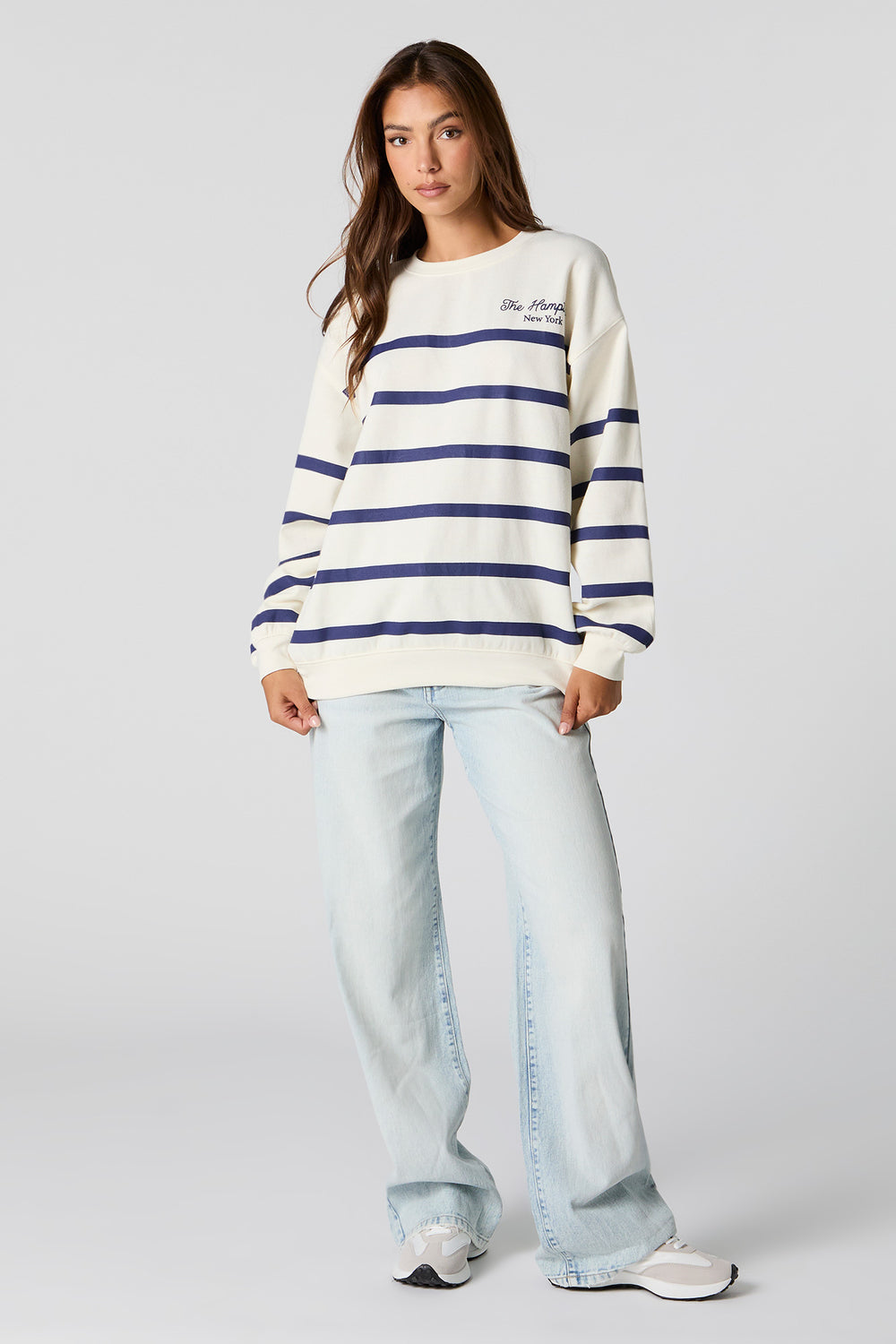 The Hamptons Graphic Striped Fleece Sweatshirt The Hamptons Graphic Striped Fleece Sweatshirt 3