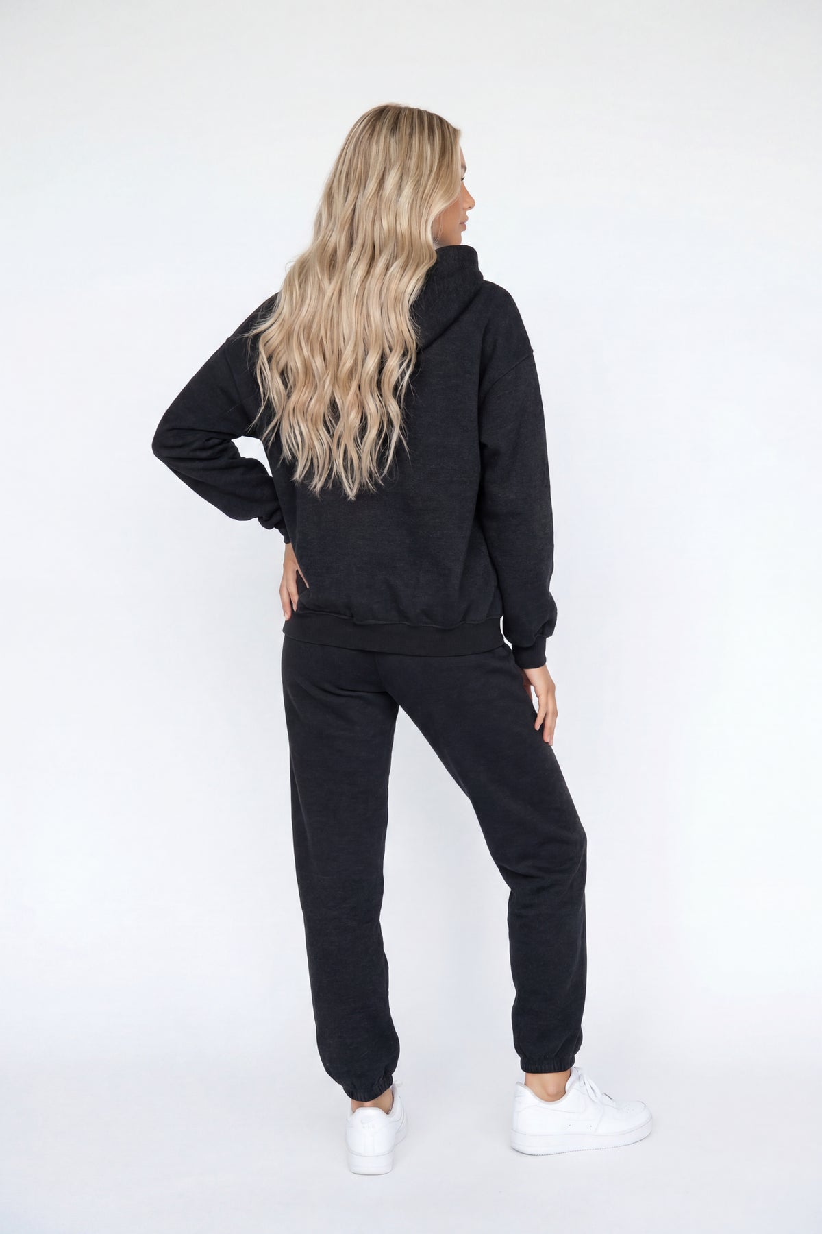 Alt View 2. Fleece Low Rise Slim Jogger - Charcoal