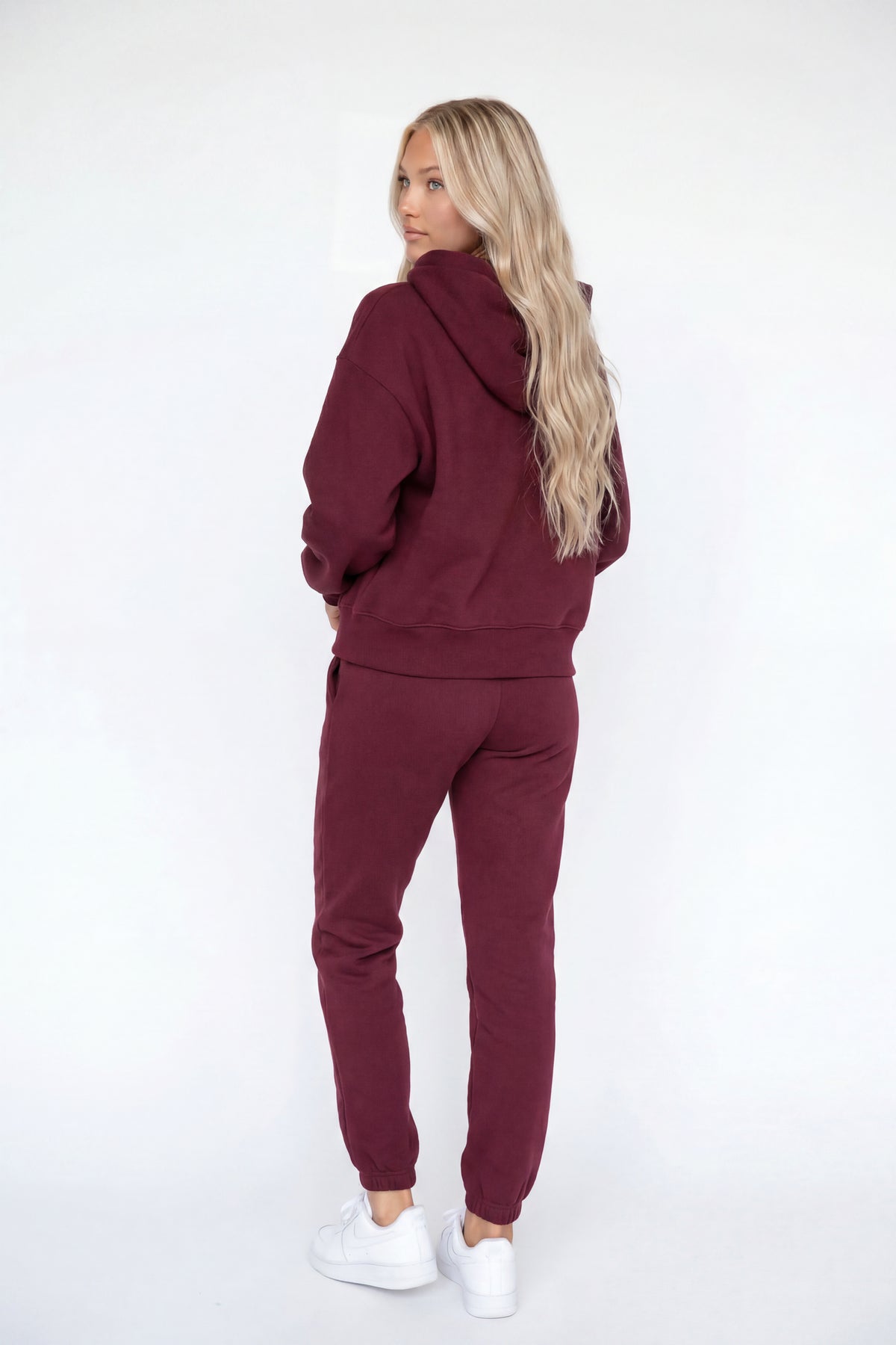 Alt View 2. Fleece Low Rise Slim Jogger - Burgundy
