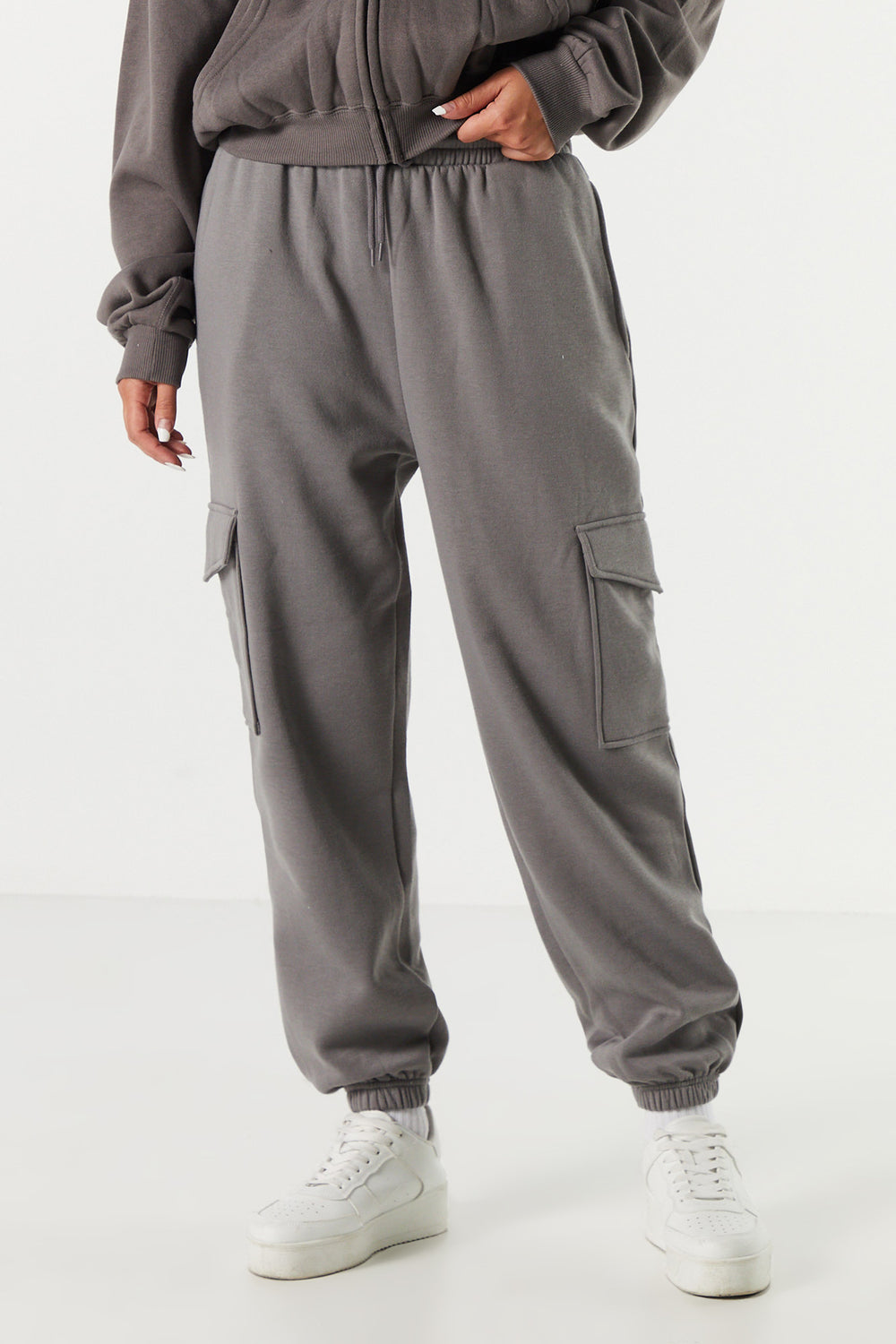 Solid Fleece Cargo Jogger Solid Fleece Cargo Jogger 9