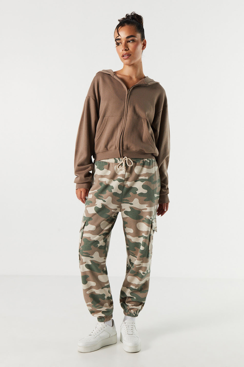 Camo Fleece Cargo Jogger Camo Fleece Cargo Jogger 1