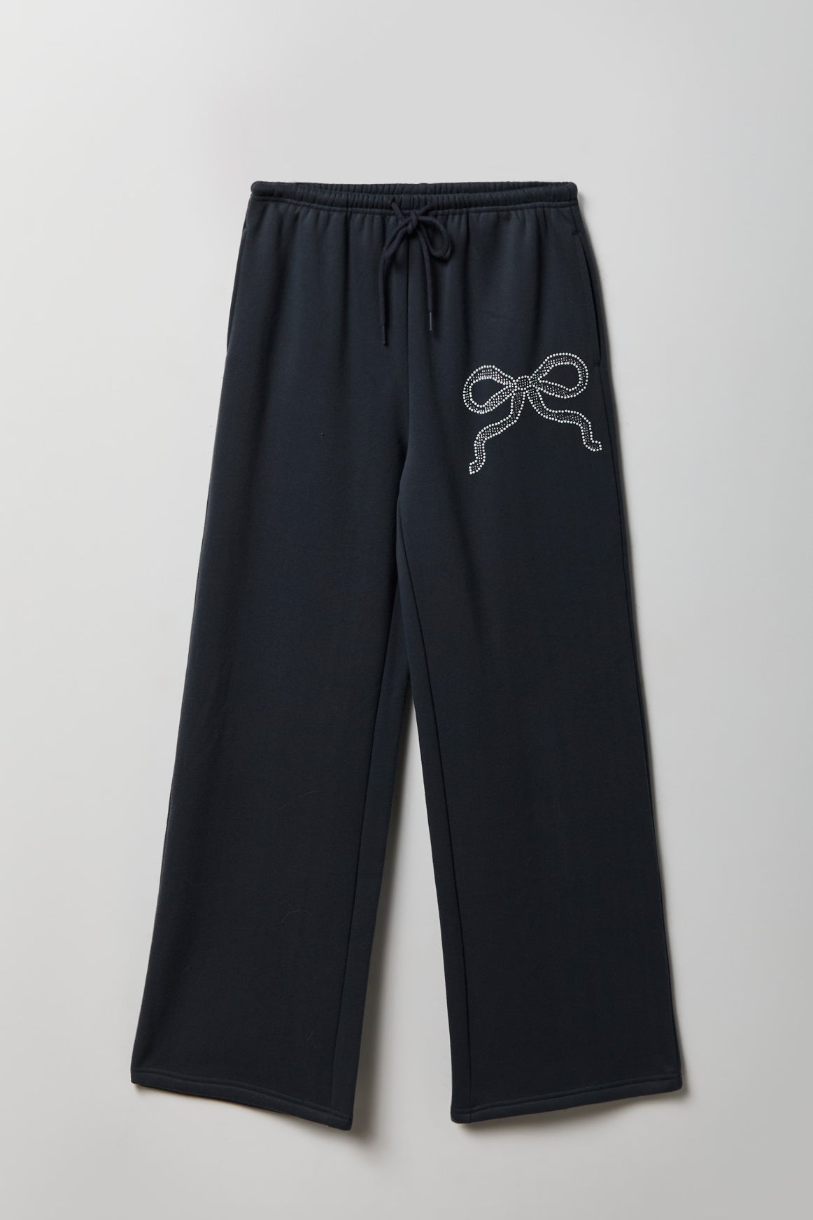 Alt View 3. Fleece Graphic Wide Leg Sweatpant - Dark Grey