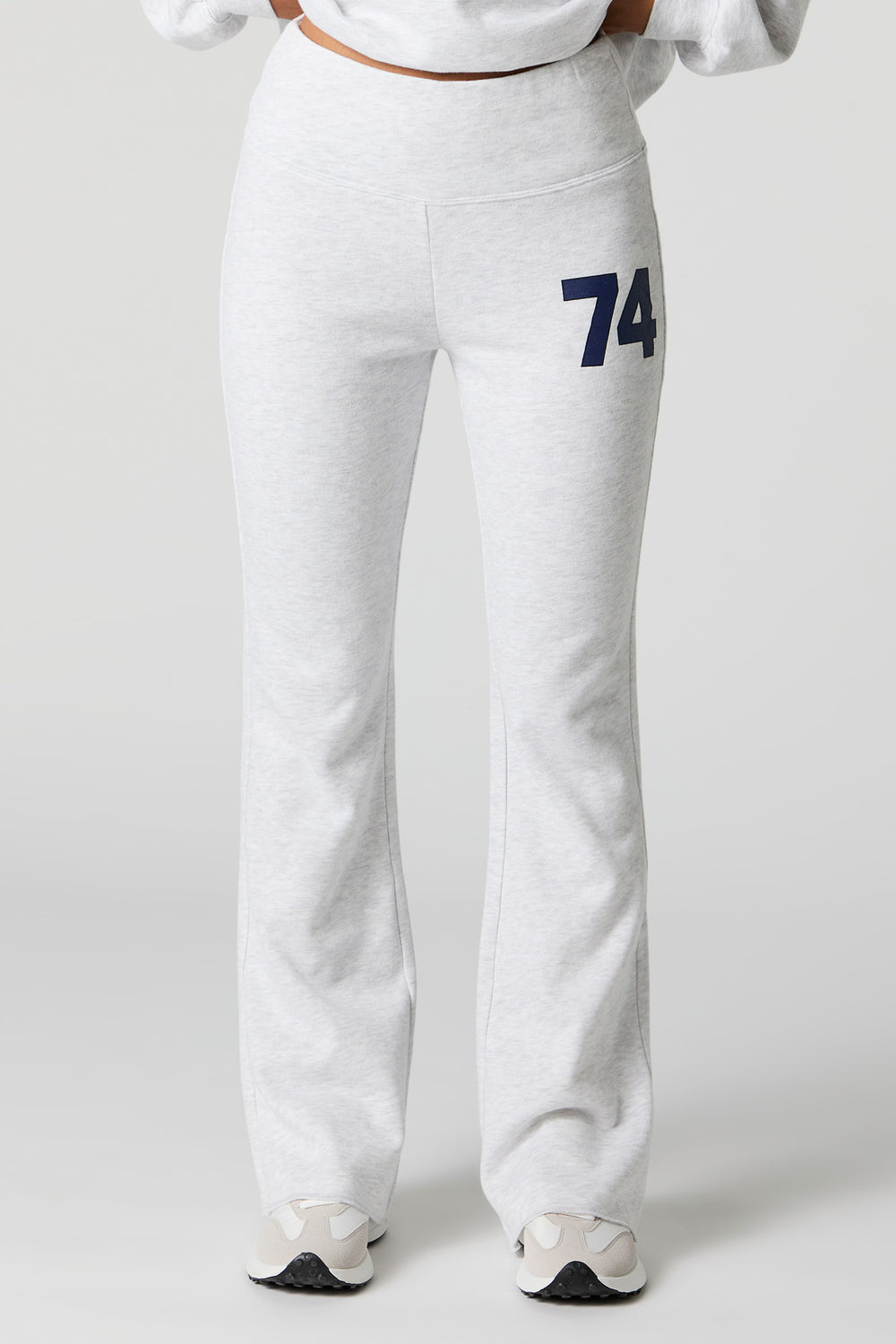 Graphic Flare Fleece Sweatpant Graphic Flare Fleece Sweatpant 8