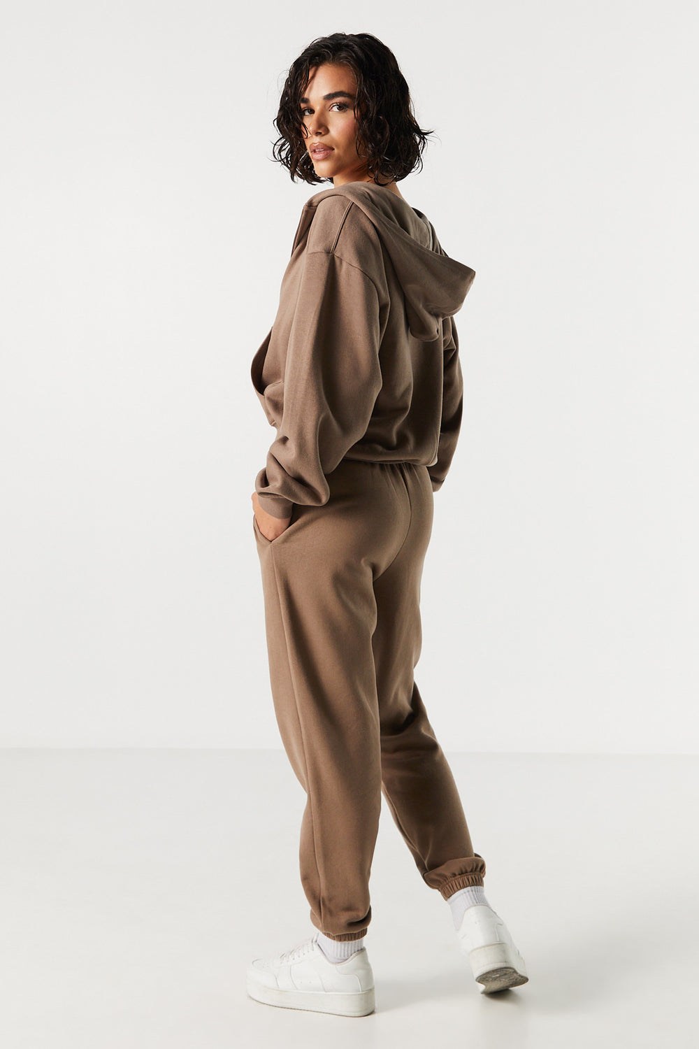 Fleece High Rise Jogger Fleece High Rise Jogger 18