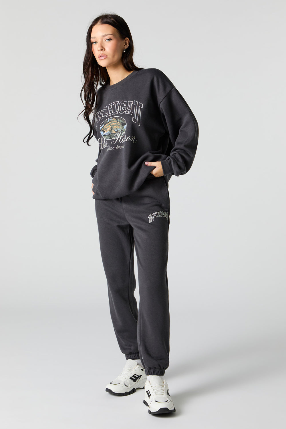 Destination Embroidered Fleece Jogger Destination Embroidered Fleece Jogger 10