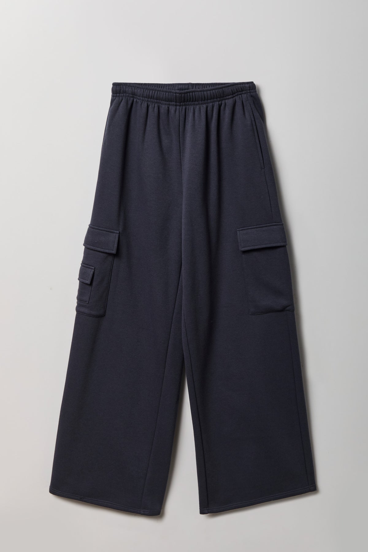 Fleece Ultra Wide Leg Cargo Sweatpant - Dark Grey