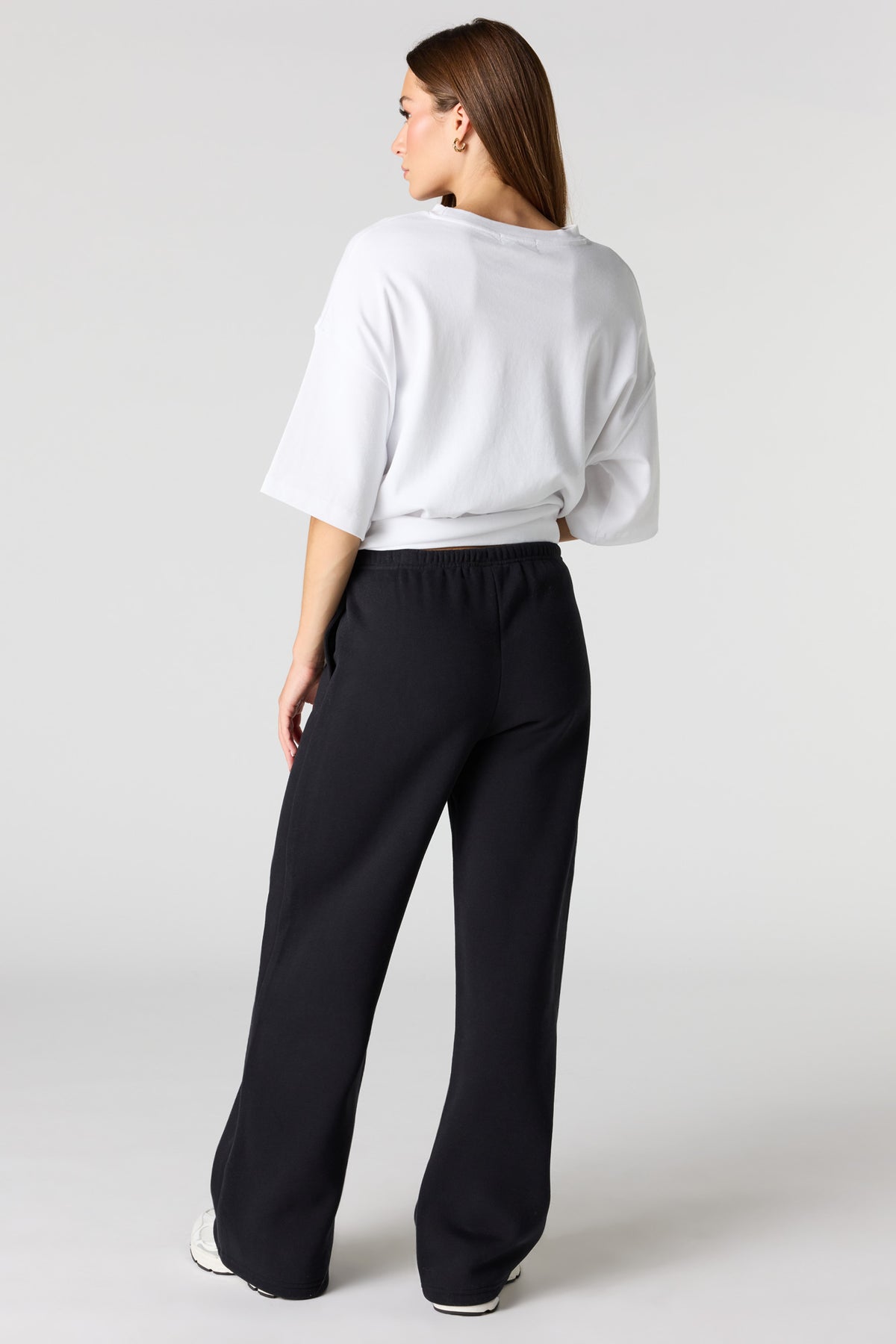 Alt View 3. Luxe Fleece Wide Leg Sweatpant - Black
