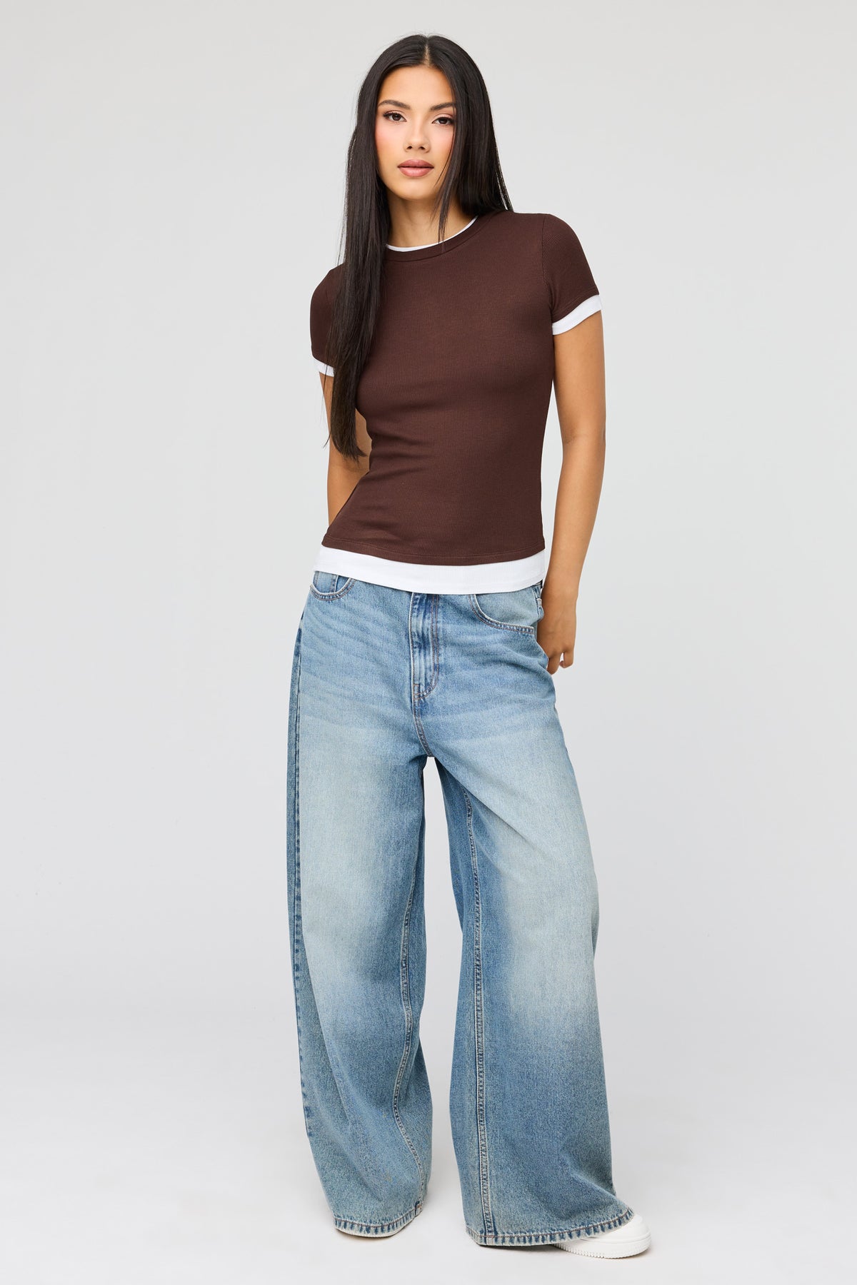 Alt View 3. Layered Ribbed T-Shirt - Brown