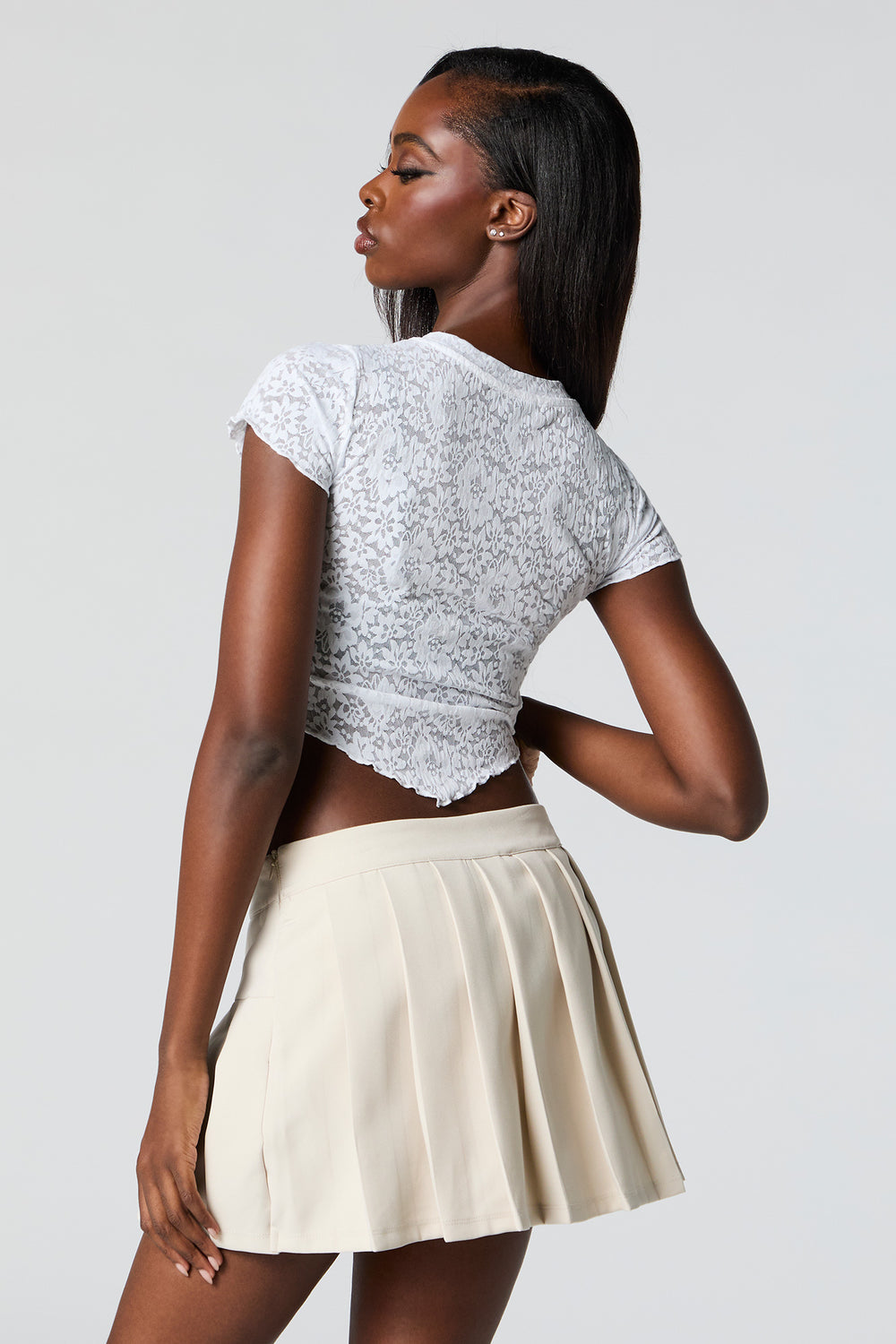 Floral Lace V-Hem Crop Top Floral Lace V-Hem Crop Top 8