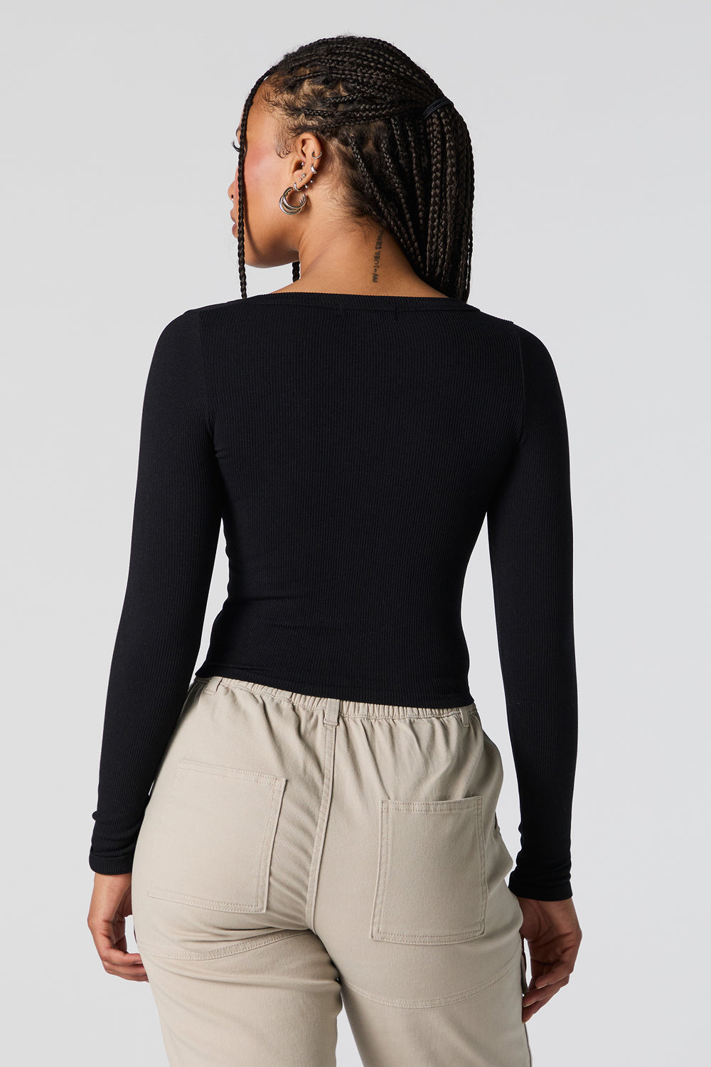 Seamless Ribbed V-Neck Long Sleeve Crop Top Seamless Ribbed V-Neck Long Sleeve Crop Top 5