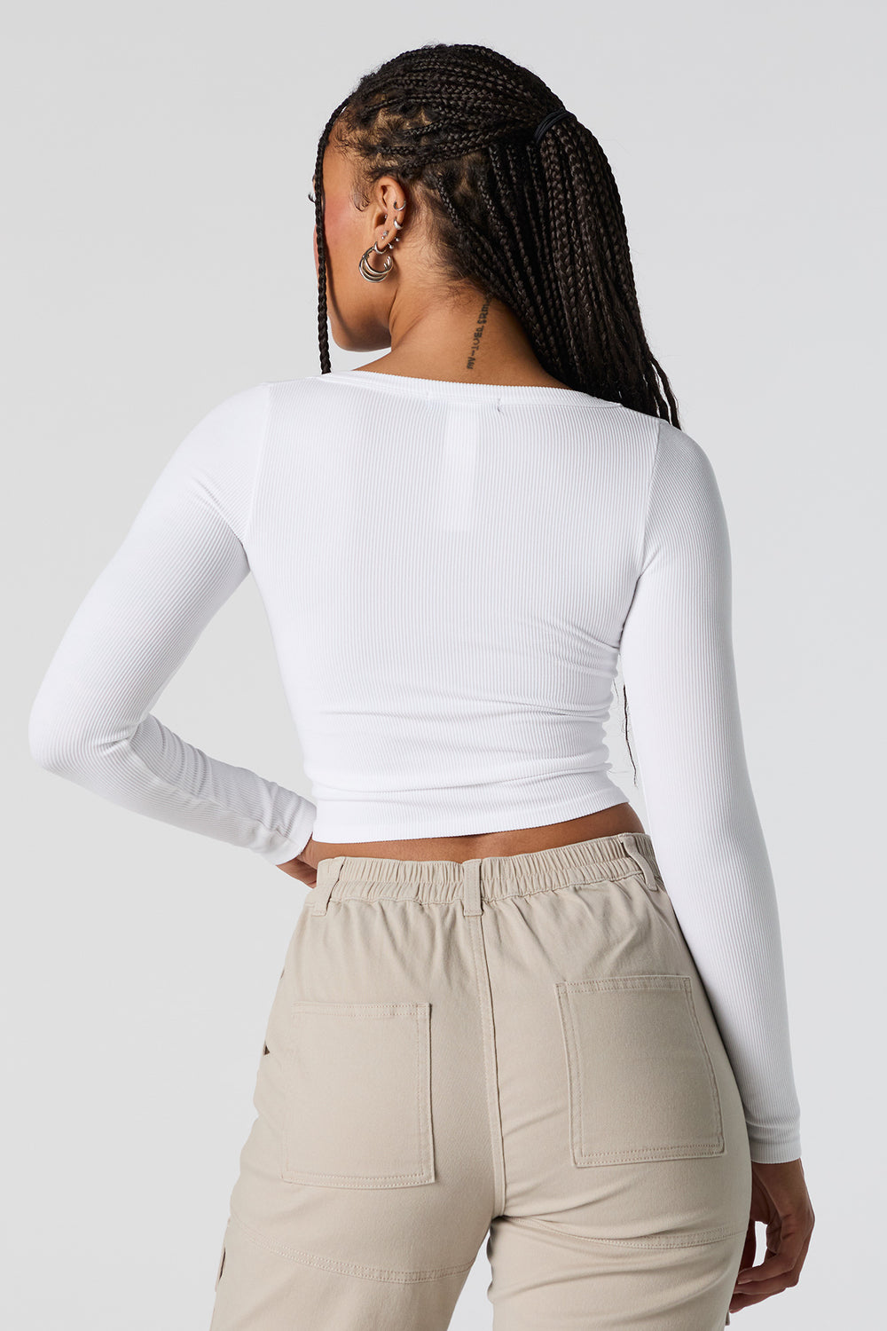 Seamless Ribbed V-Neck Long Sleeve Crop Top Seamless Ribbed V-Neck Long Sleeve Crop Top 8