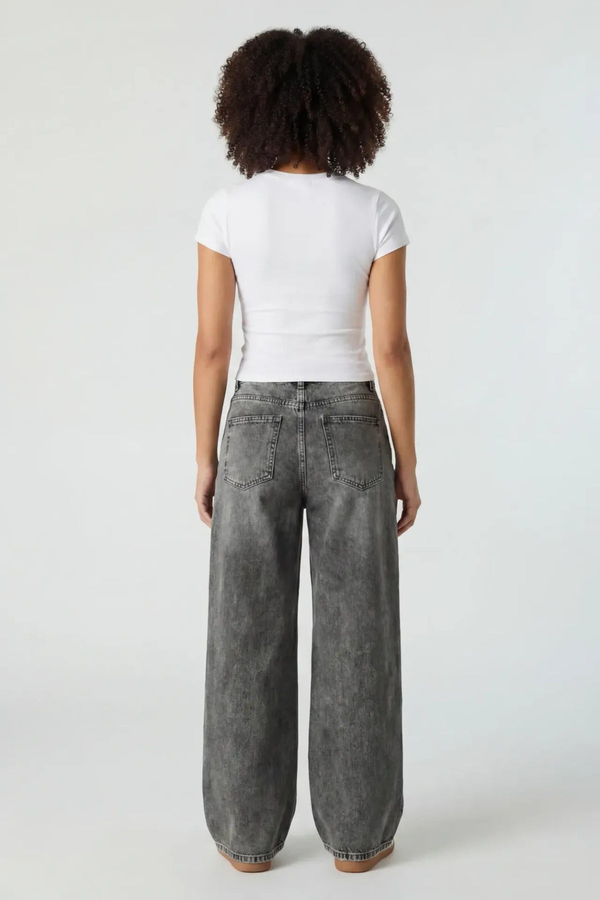 Alt View 2. High Rise Ultra Baggy Jean - Charcoal