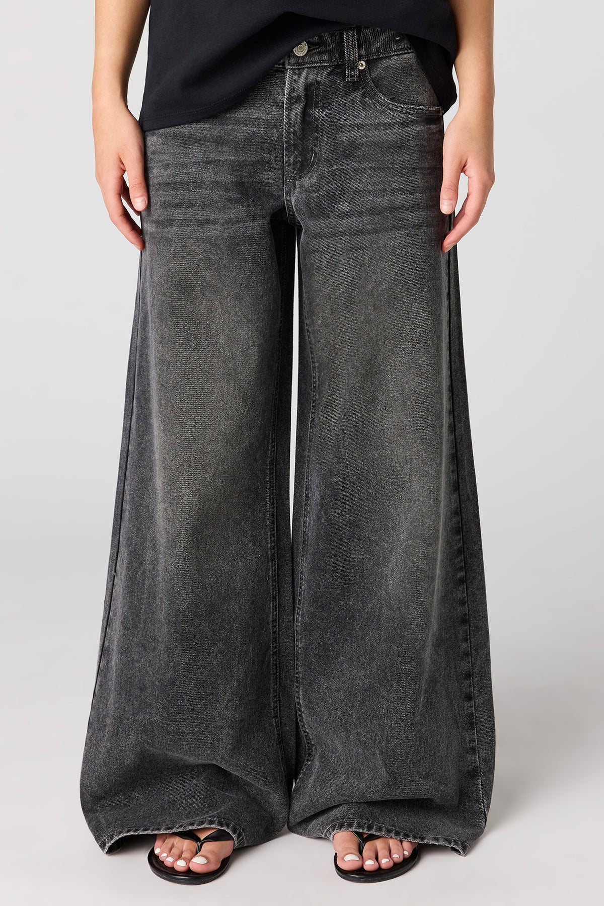 Alt View 2. Low Rise Ultra Wide Jean - Black