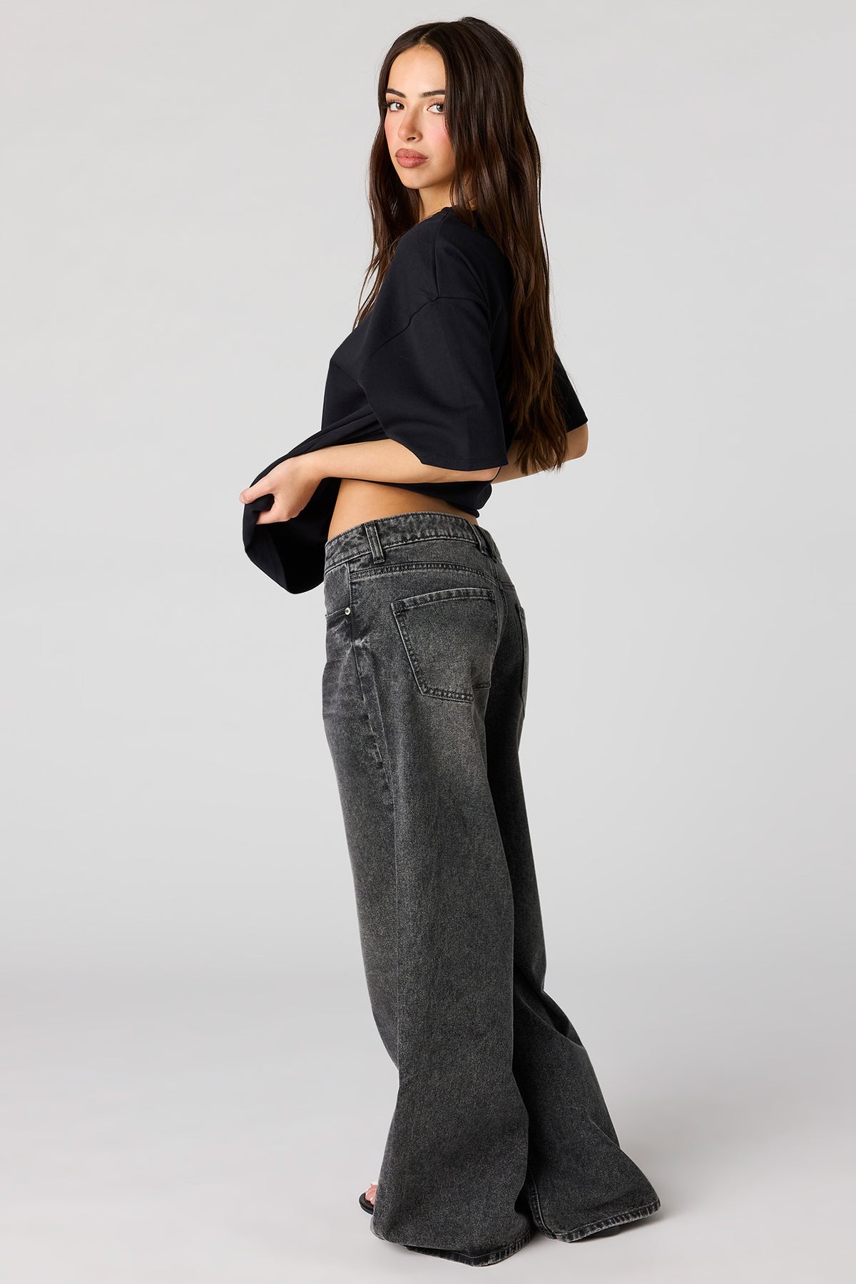 Alt View 3. Low Rise Ultra Wide Jean - Black