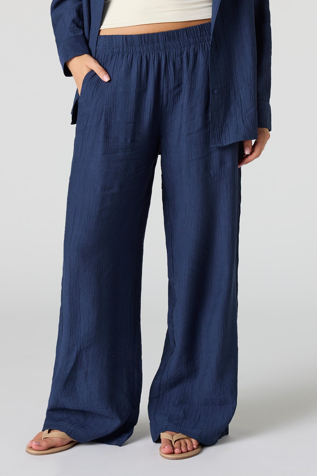 Alt View 12. Textured Flowy Wide Leg Pant - Ivory