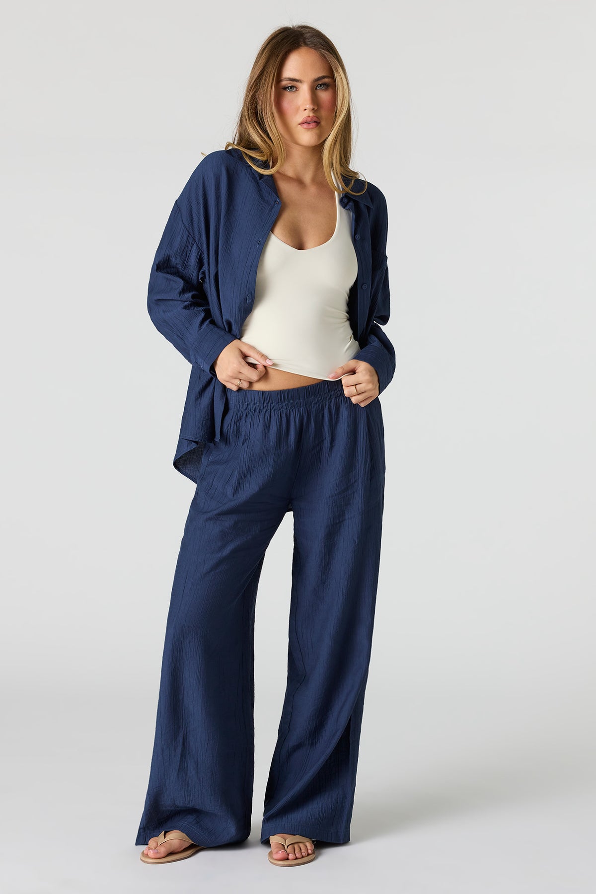 Alt View 11. Textured Flowy Wide Leg Pant - Ivory