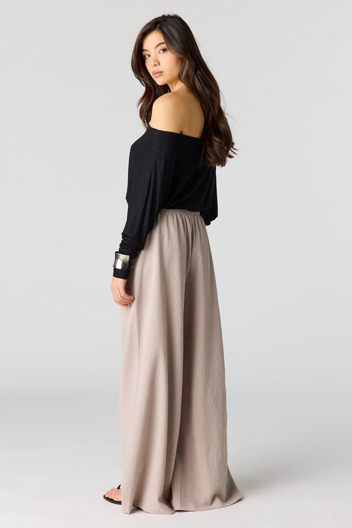 Alt View 3. Textured Flowy Wide Leg Pant - Taupe