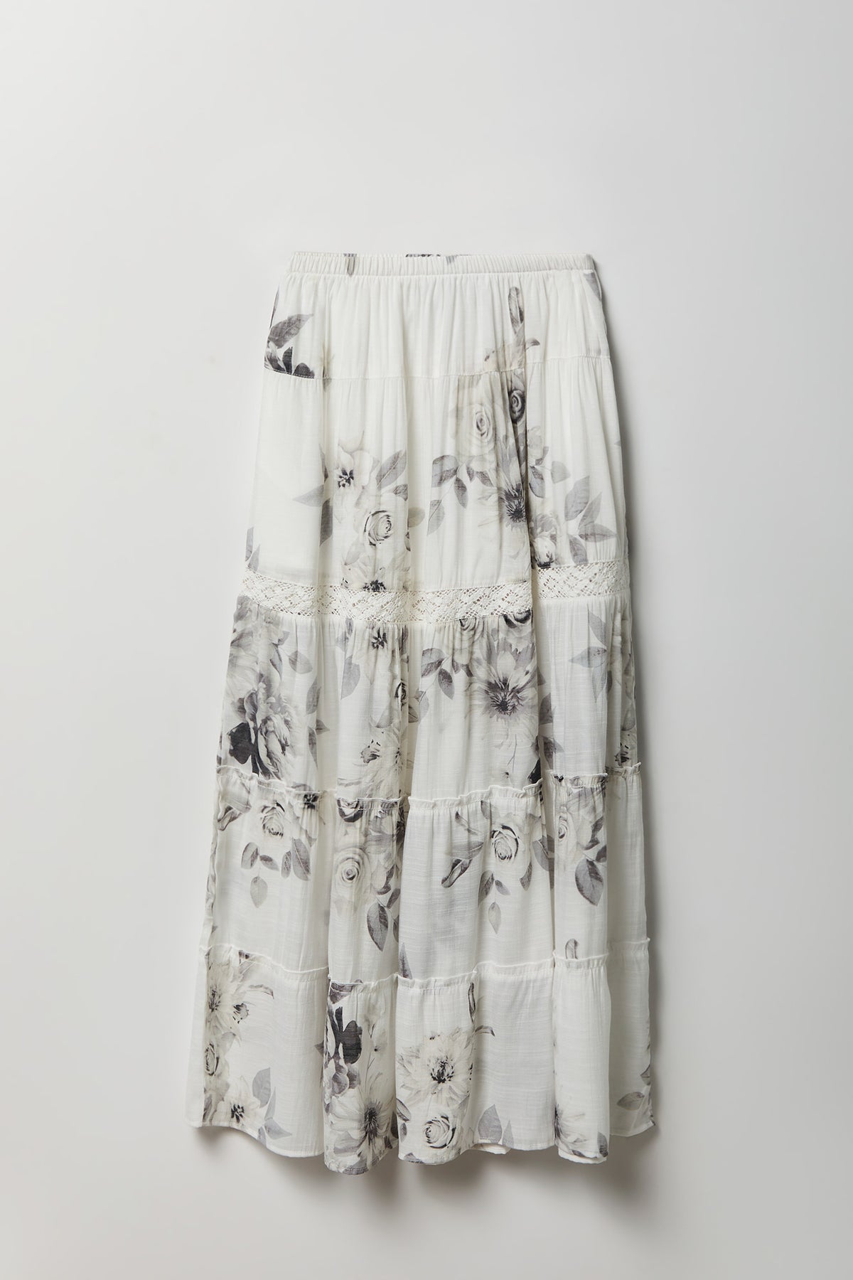 Alt View 5. Crochet Trim Maxi Skirt - Black with White