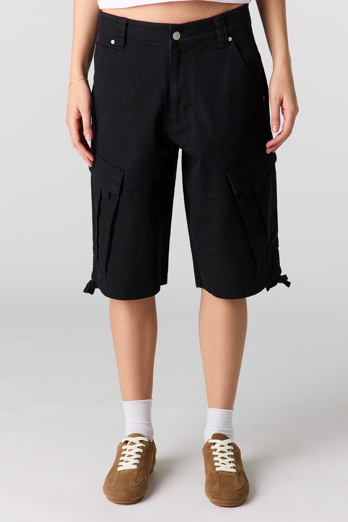 Alt View 2. Cargo Jort 13.5" - Black