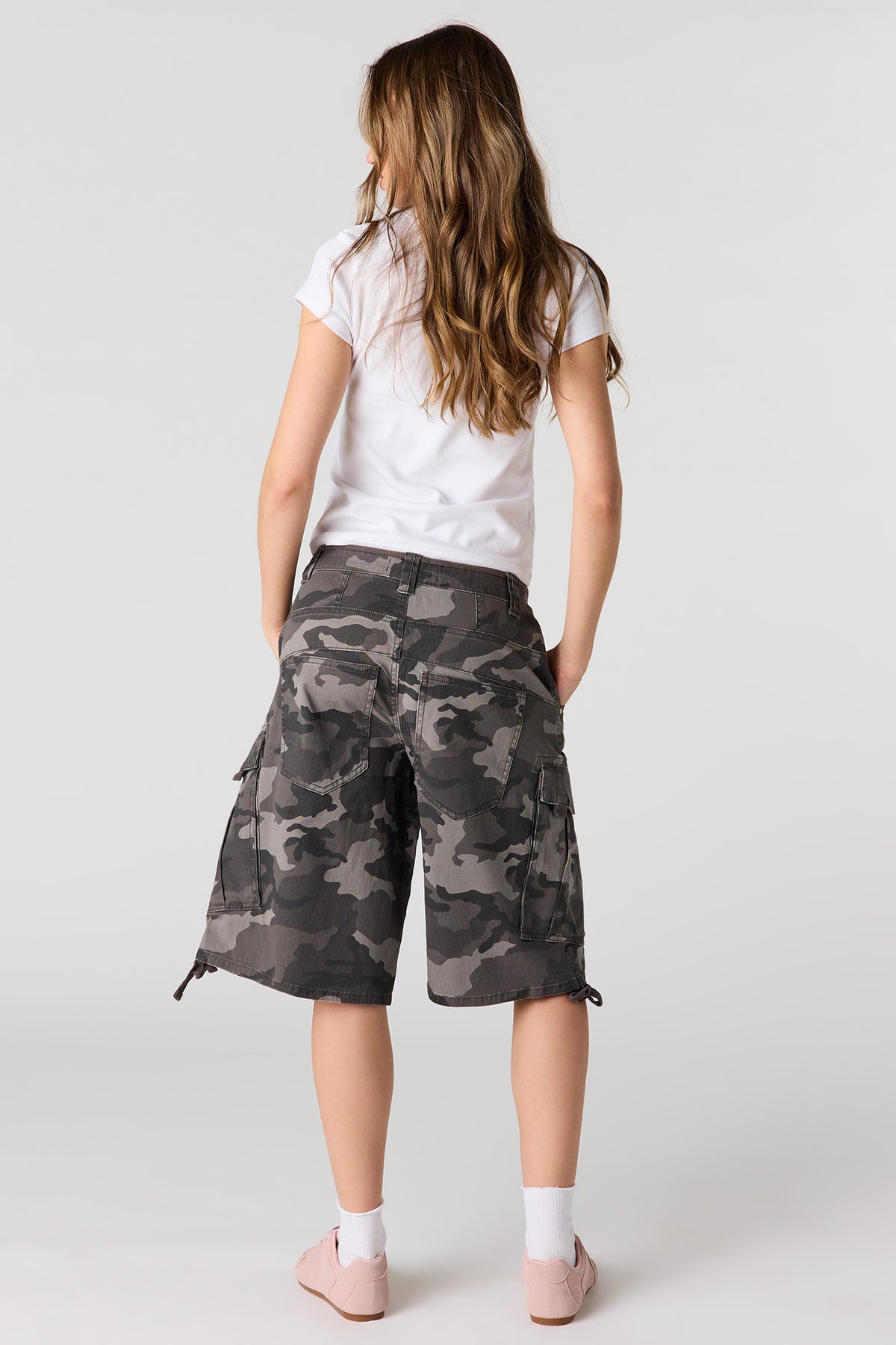 Alt View 3. Cargo Jort 13.5" - Camouflage