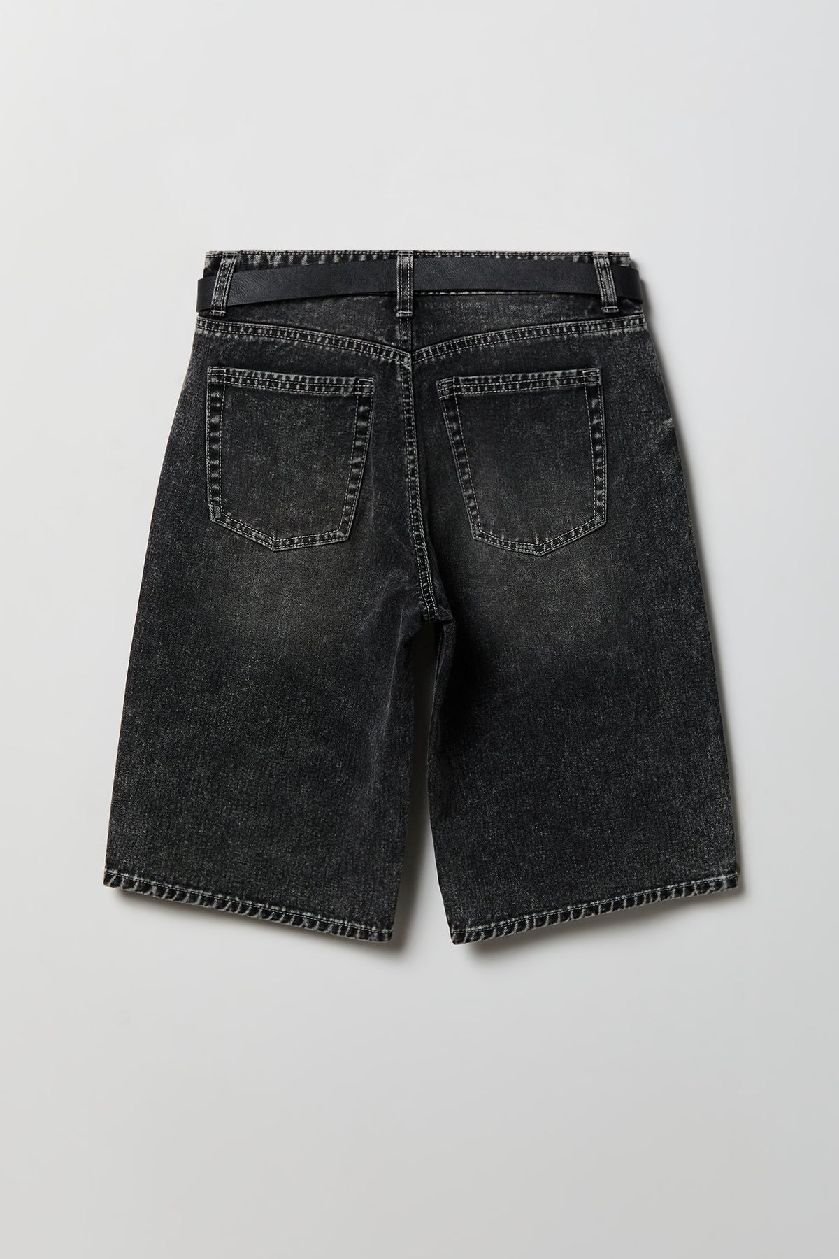 Alt View 2. Low Rise Super Baggy Belted Jort 13" - Black