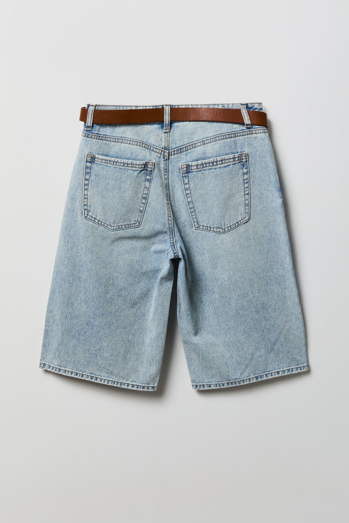 Alt View 5. Low Rise Super Baggy Belted Jort 13" - Light Denim Blue