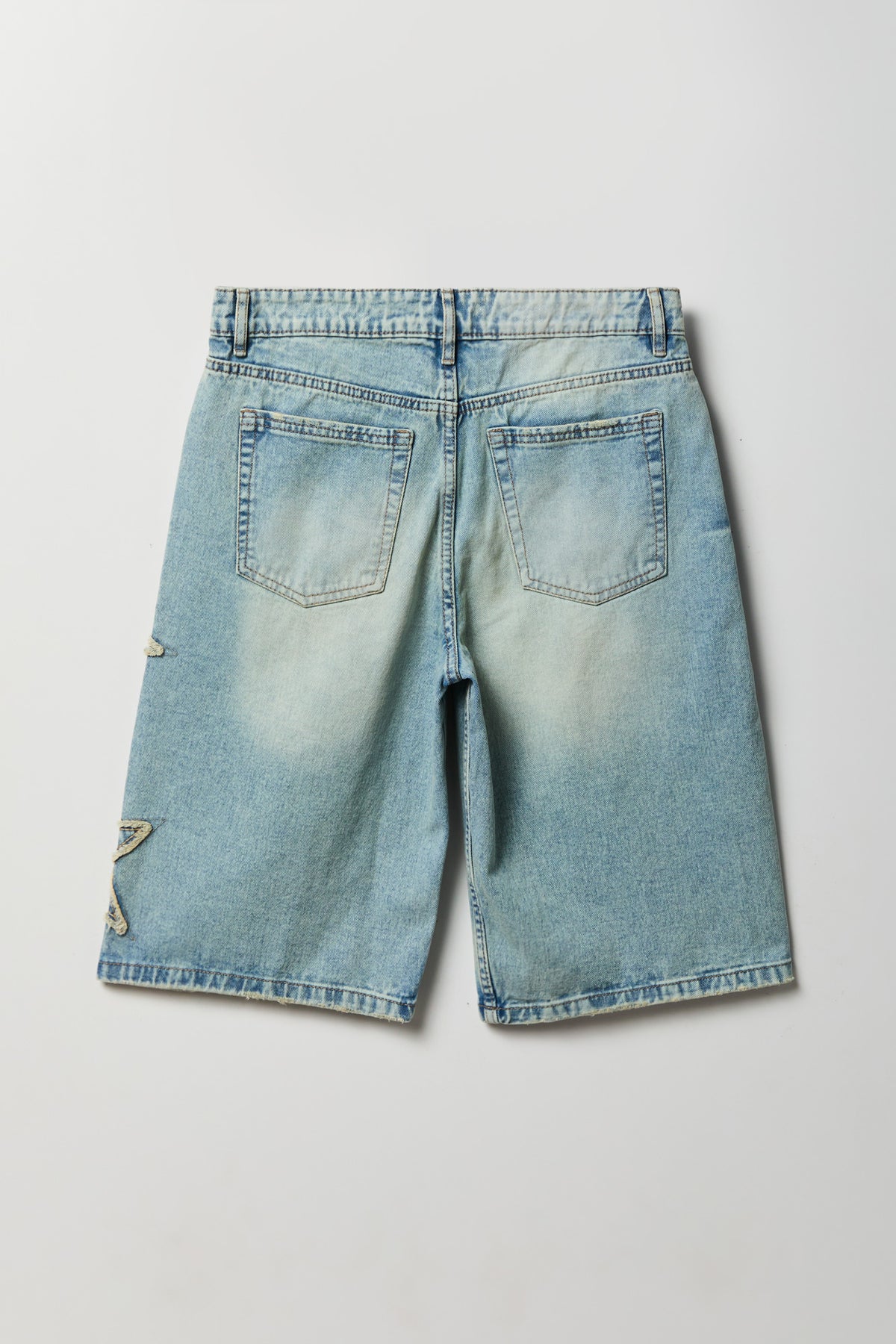 Alt View 2. London Star Low Rise Baggy Jort - Sky Blue