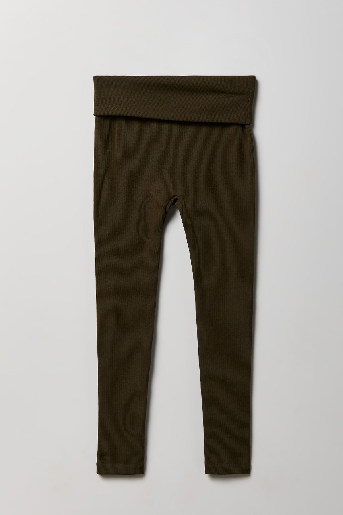 Alt View 2. Ribbed Seamless Foldover Legging - Dark Green