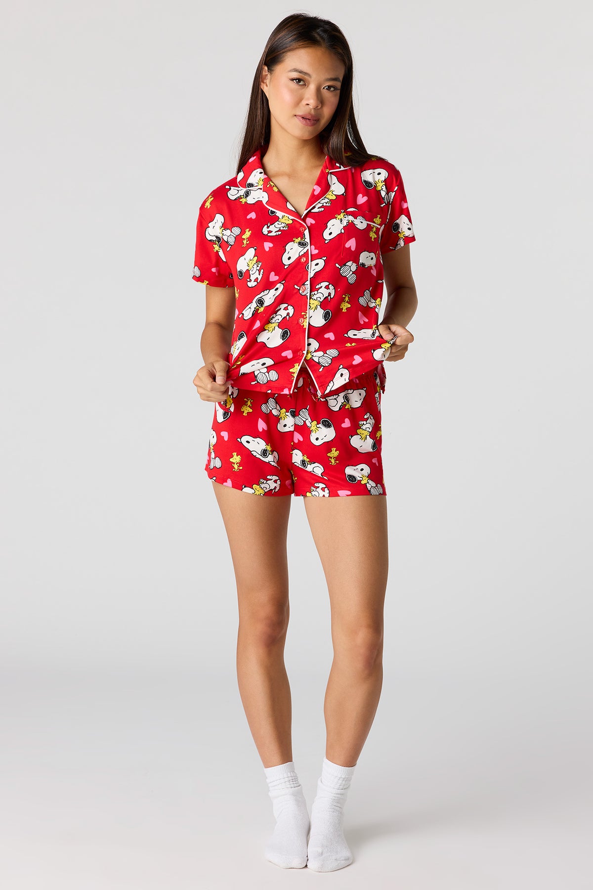 Alt View 3. Peanuts Snoopy Button Up Top & Short Pajama Set - Red