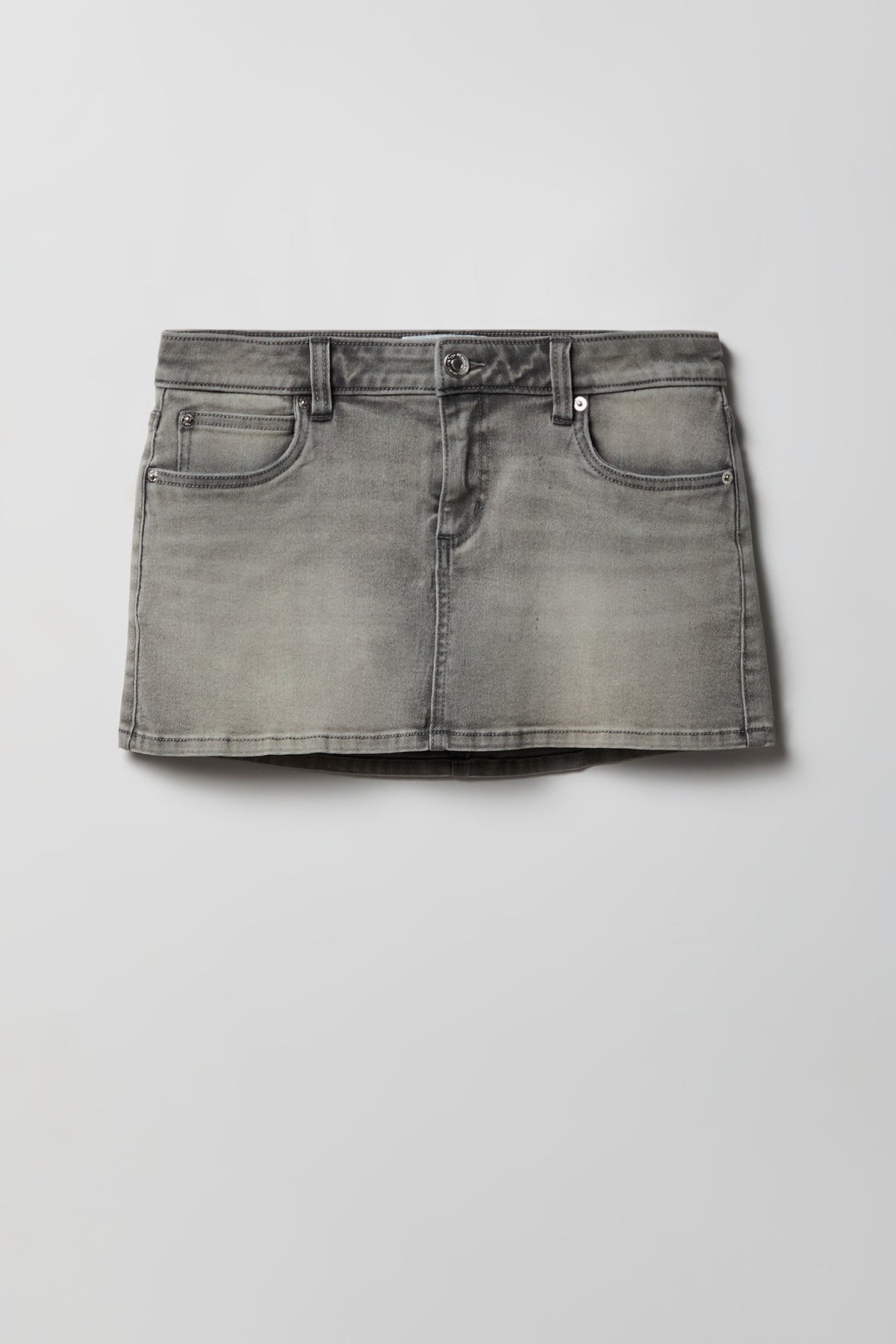 Alt View 4. Stretch Low Rise Micro Mini Denim Skort - Charcoal