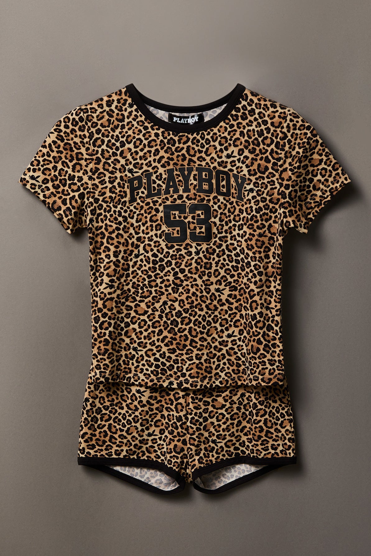 Alt View 4. Playboy Graphic T-Shirt & Short Set - Leopard
