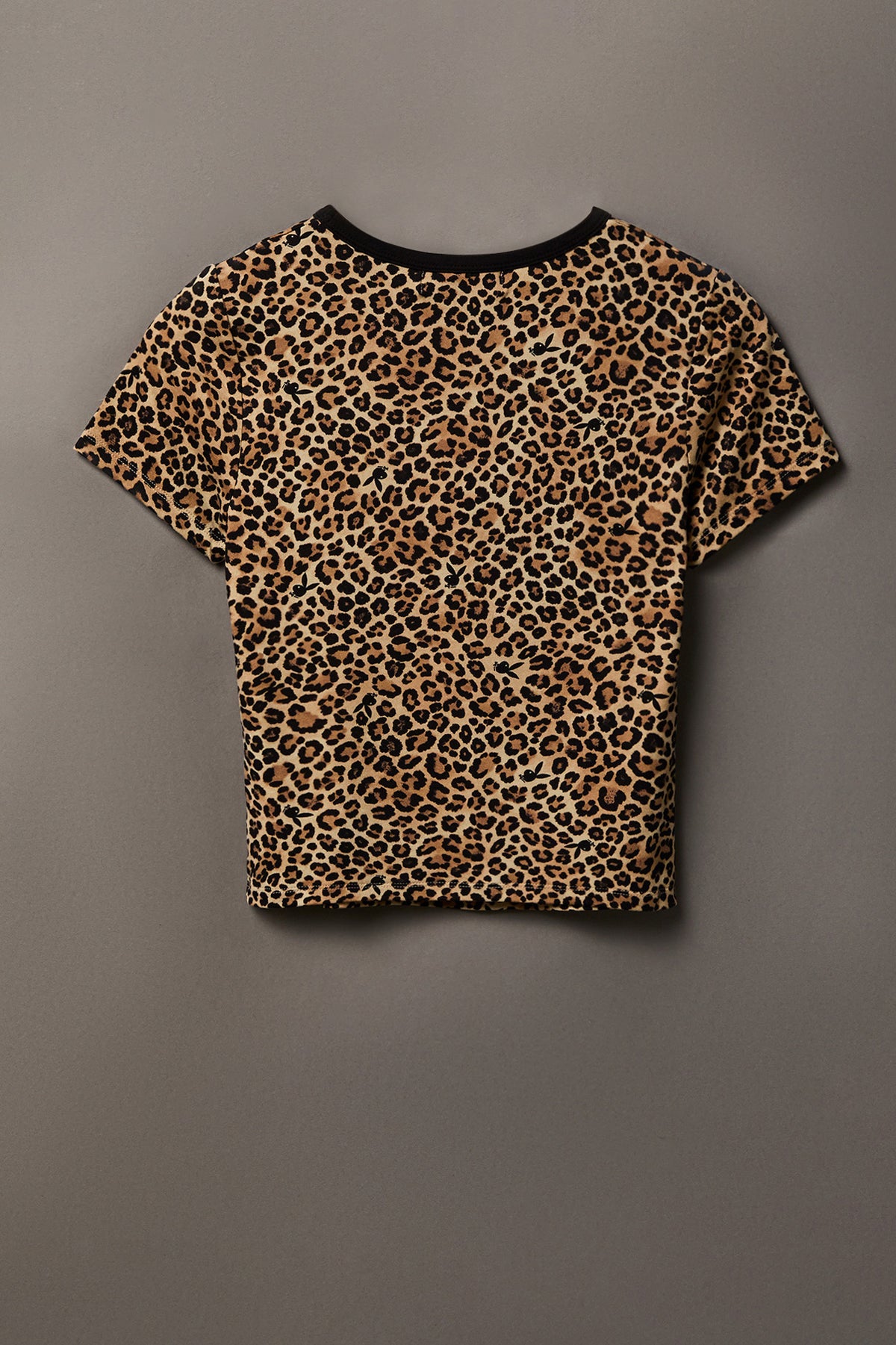 Alt View 6. Playboy Graphic T-Shirt & Short Set - Leopard
